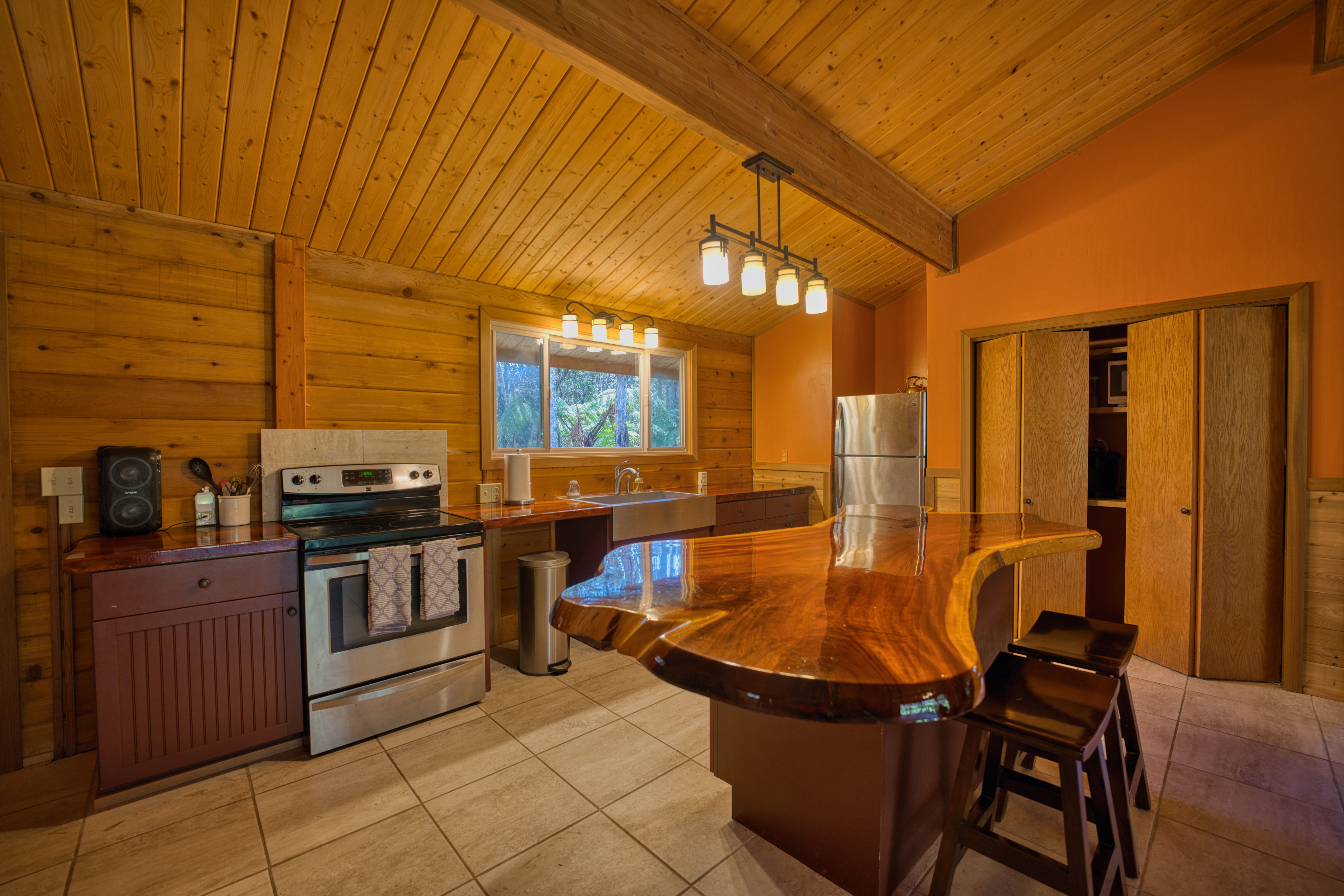  19-4181 Ke Koa Nui St, Volcano, HI, 96785 - 物件實景