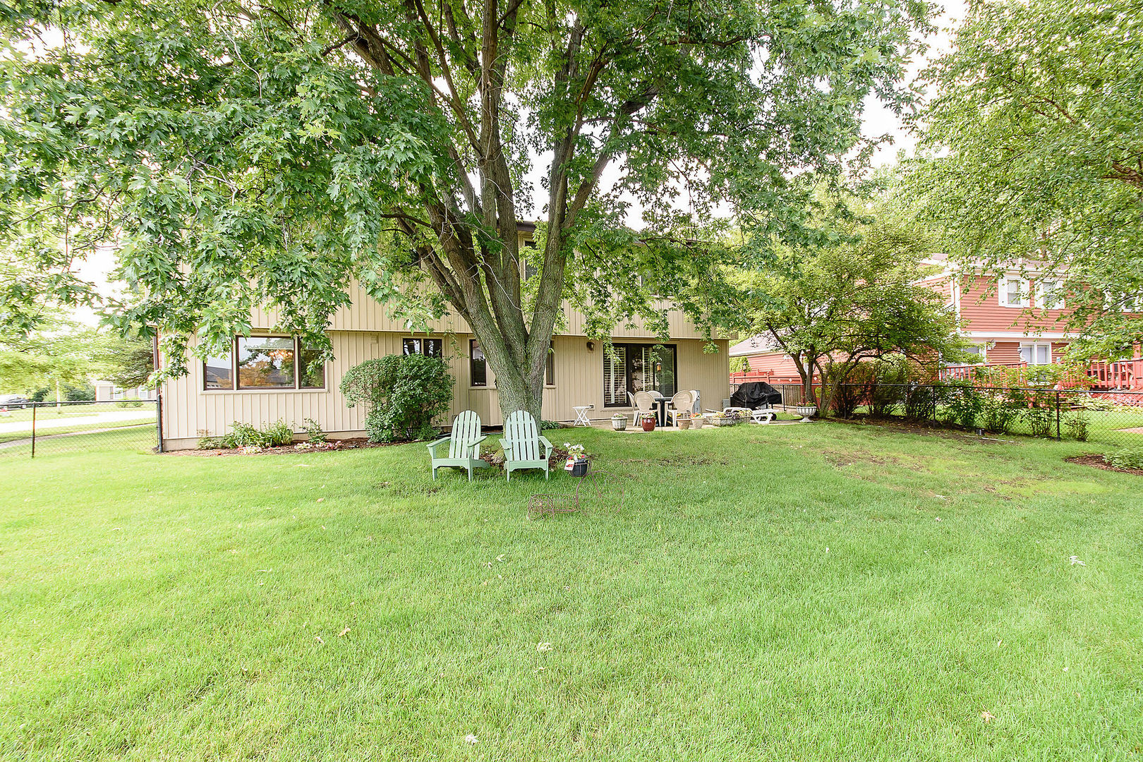 Deerfield, Illinois, 60015, United States, 4 Bedrooms Bedrooms, ,3 BathroomsBathrooms,Residential,For Sale,1866980