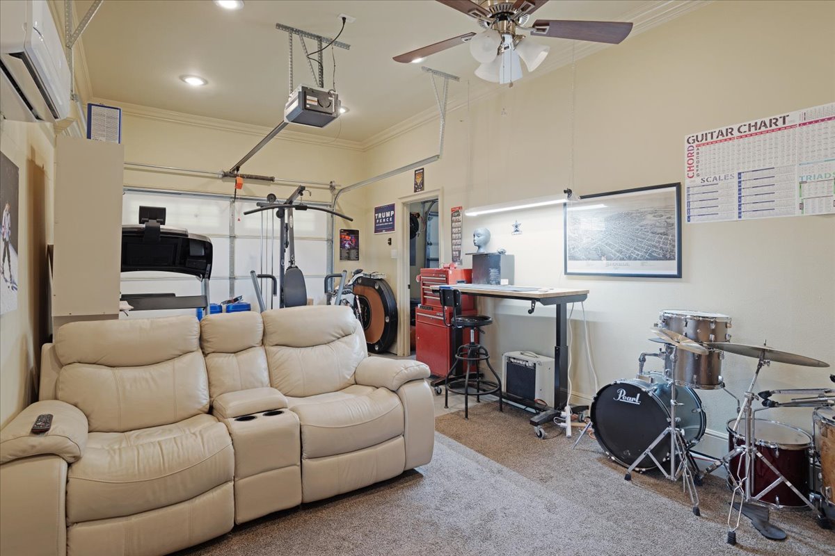 Sherman, Texas, 75092, United States, 3 Bedrooms Bedrooms, ,3 BathroomsBathrooms,Residential,For Sale,1973794