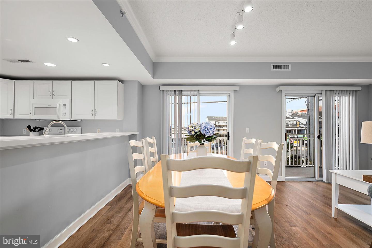 Ocean City, Maryland, 21842, United States, 3 Bedrooms Bedrooms, ,2 BathroomsBathrooms,Residential,For Sale,1947953