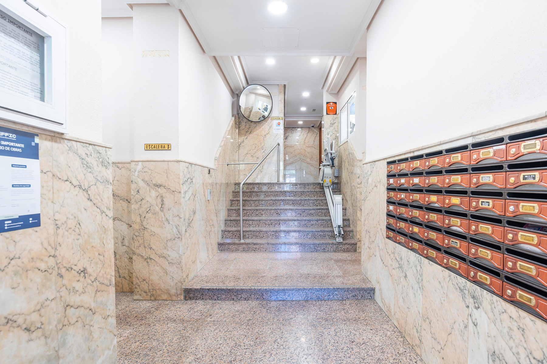  Fully renovated flat, ready to move in with terrace - 物件實景
