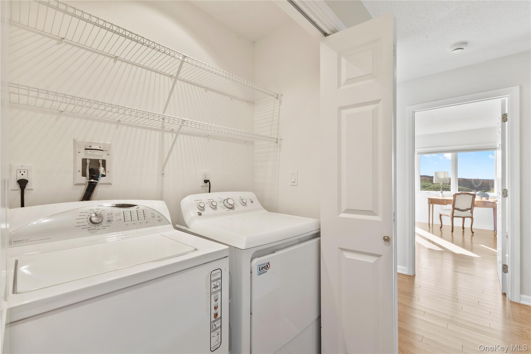 Somers, New York, 10589, United States, 3 Bedrooms Bedrooms, ,2 BathroomsBathrooms,Residential,For Sale,1989614