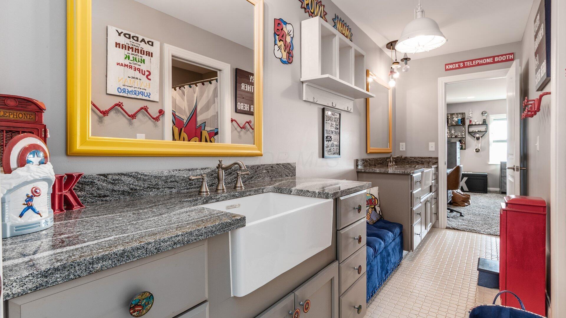 Hebron, Ohio, 43025, United States, 5 Bedrooms Bedrooms, ,5 BathroomsBathrooms,Residential,For Sale,1988631