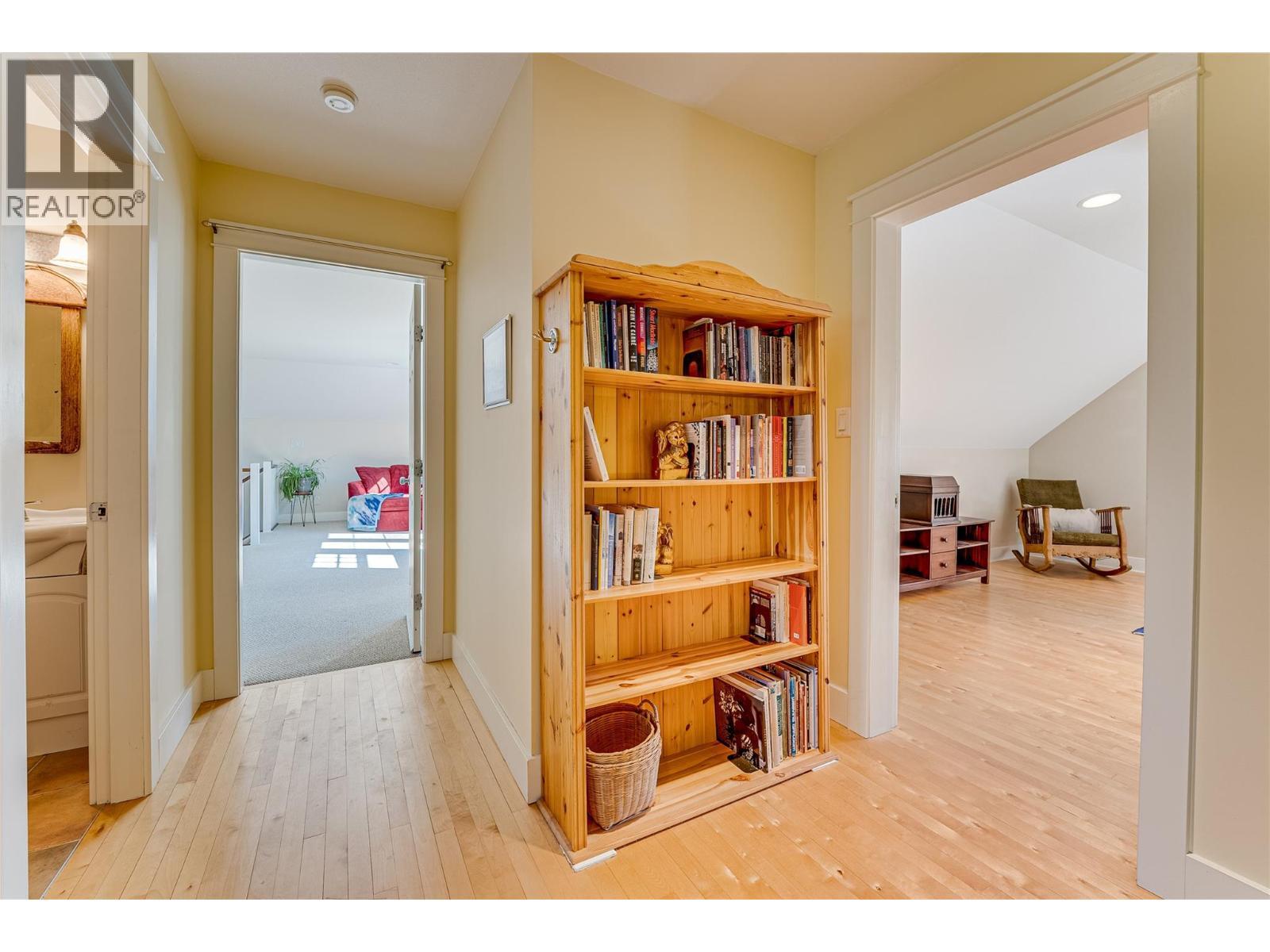 VERNON, British Columbia, V1T 2P9, CA, 5 Bedrooms Bedrooms, ,4 BathroomsBathrooms,Residential,For Sale,1948621