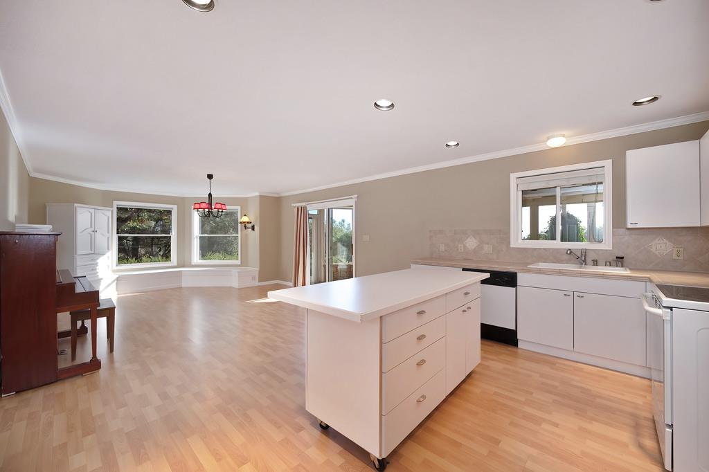 Cool, California, 95614, United States, 3 Bedrooms Bedrooms, ,3 BathroomsBathrooms,Residential,For Sale,1993134