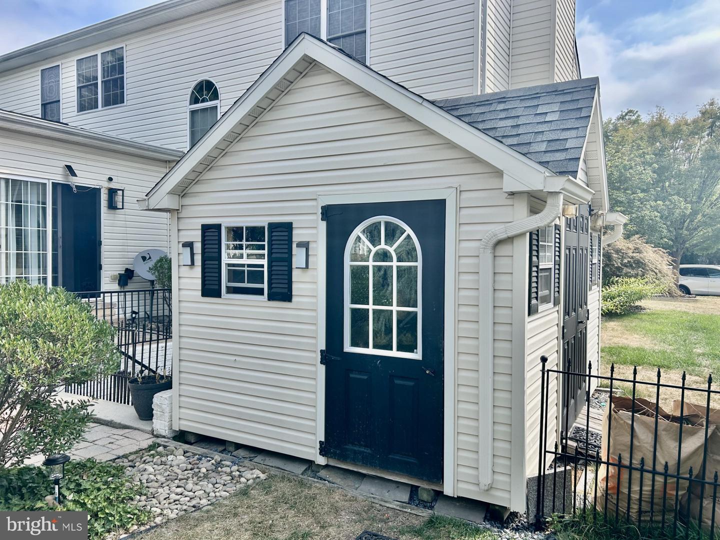 Dillsburg, Pennsylvania, 17019, United States, 4 Bedrooms Bedrooms, ,3 BathroomsBathrooms,Residential,For Sale,1956181