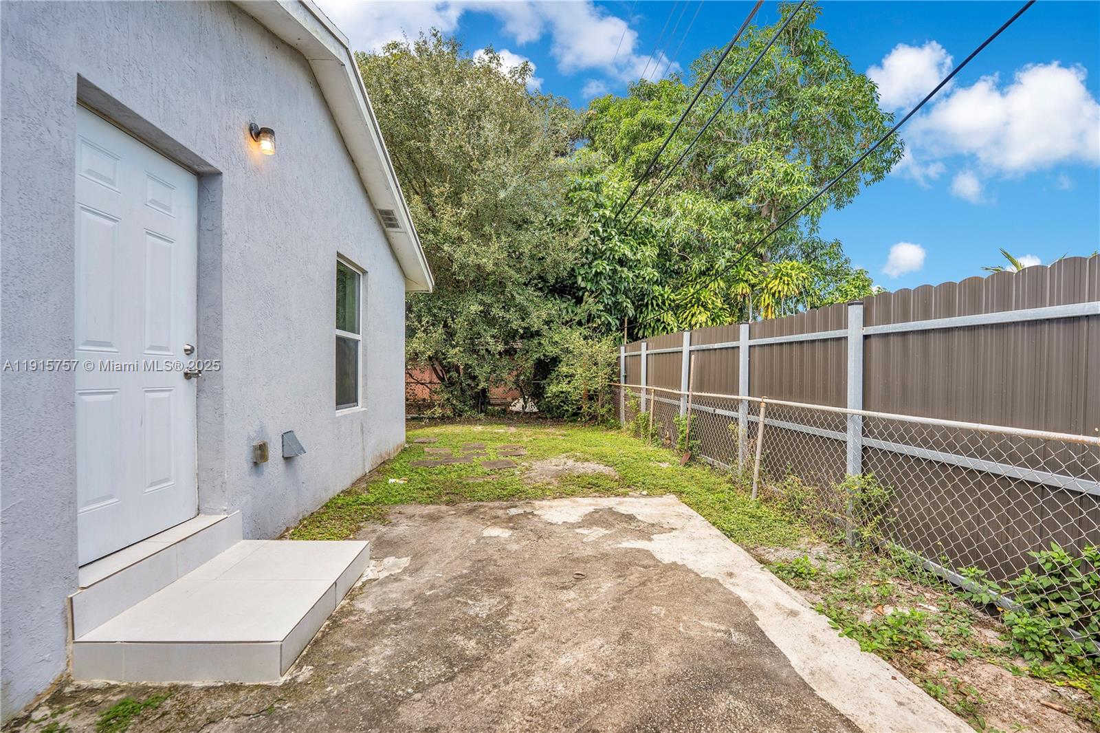 Miami, Florida, 33168, United States, 3 Bedrooms Bedrooms, ,3 BathroomsBathrooms,Residential,For Sale,1994717