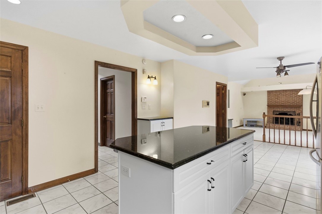 Robinson Twp, Pennsylvania, 15136, United States, 4 Bedrooms Bedrooms, ,4 BathroomsBathrooms,Residential,For Sale,1992157