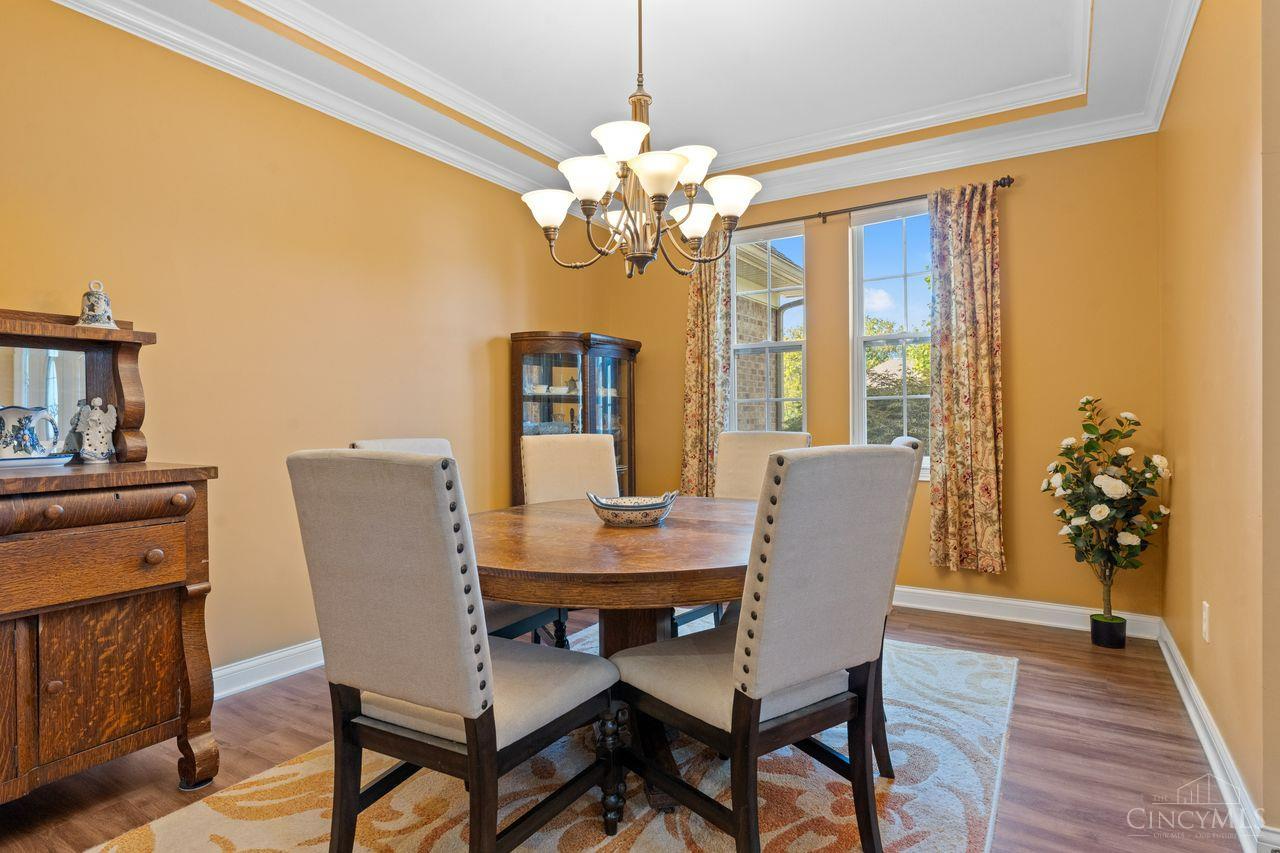 Hamilton Twp, Ohio, 45039, United States, 5 Bedrooms Bedrooms, ,4 BathroomsBathrooms,Residential,For Sale,1989607