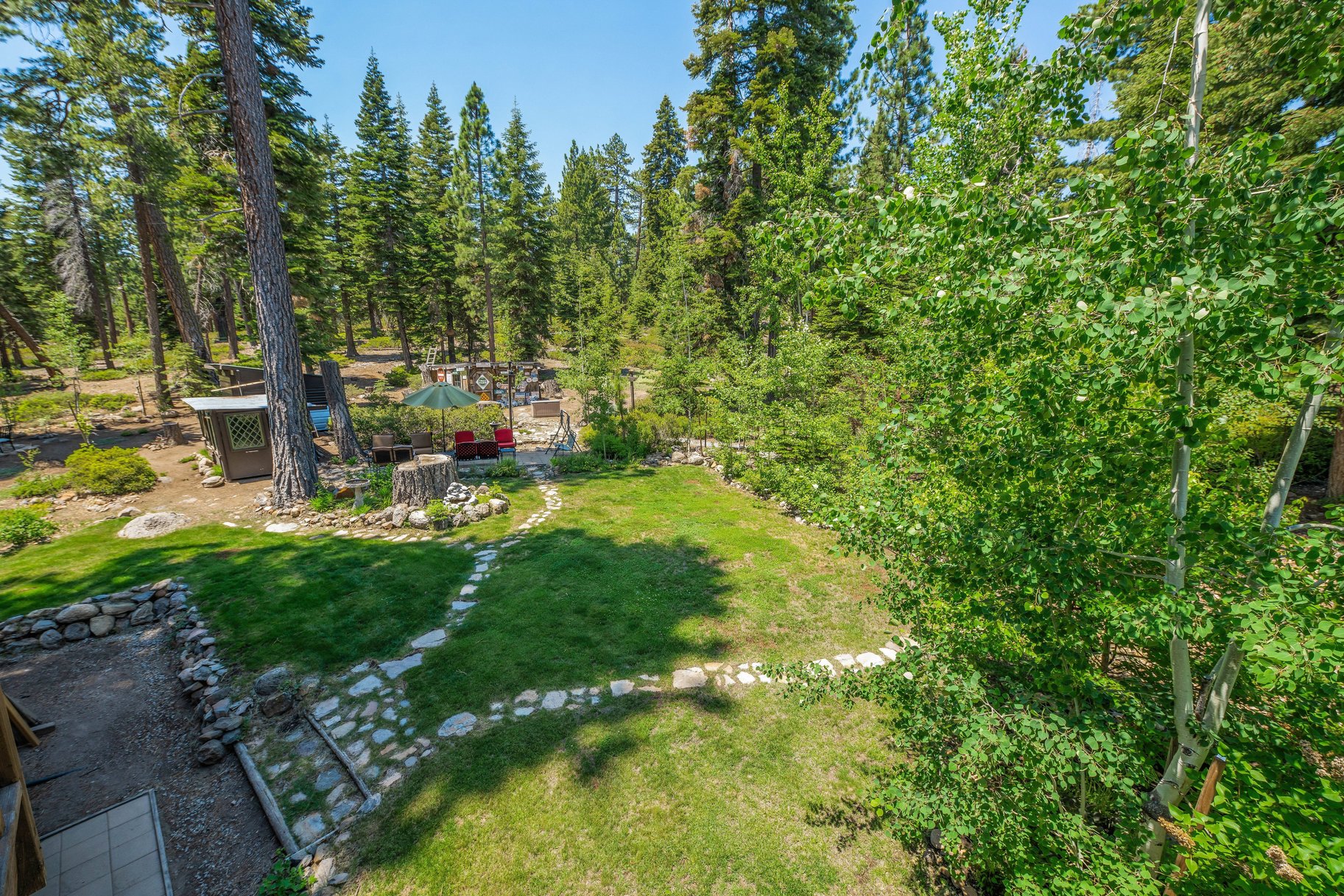 Rare, 10-acre parcel with house minutes from Tahoe City - 物件實景