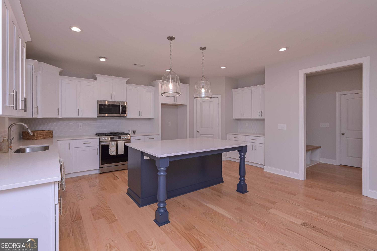 Douglasville, Georgia, 30135, United States, 5 Bedrooms Bedrooms, ,5 BathroomsBathrooms,Residential,For Sale,1929724