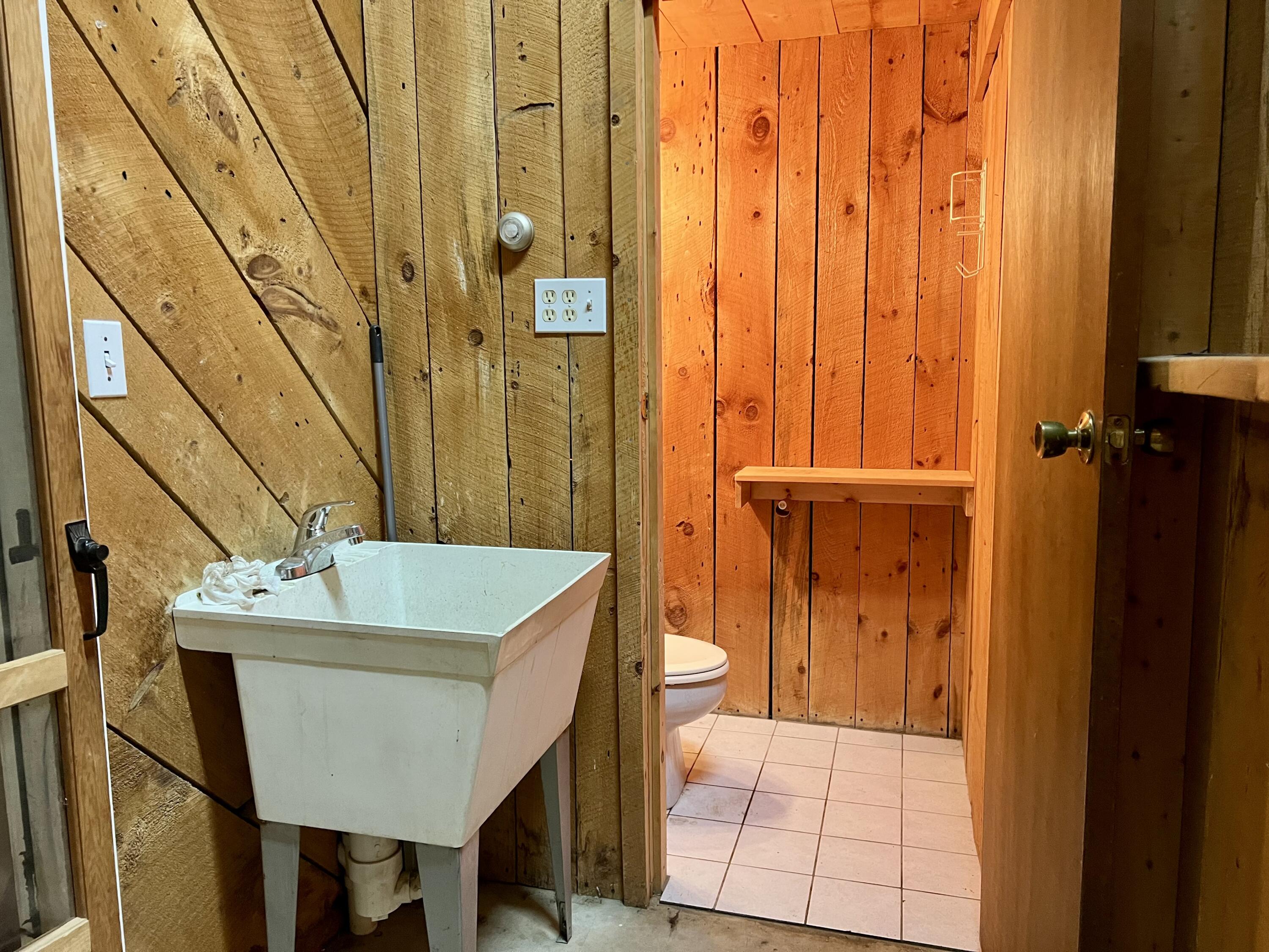 Hope, Maine, 04847, United States, 3 Bedrooms Bedrooms, ,3 BathroomsBathrooms,Residential,For Sale,1938811