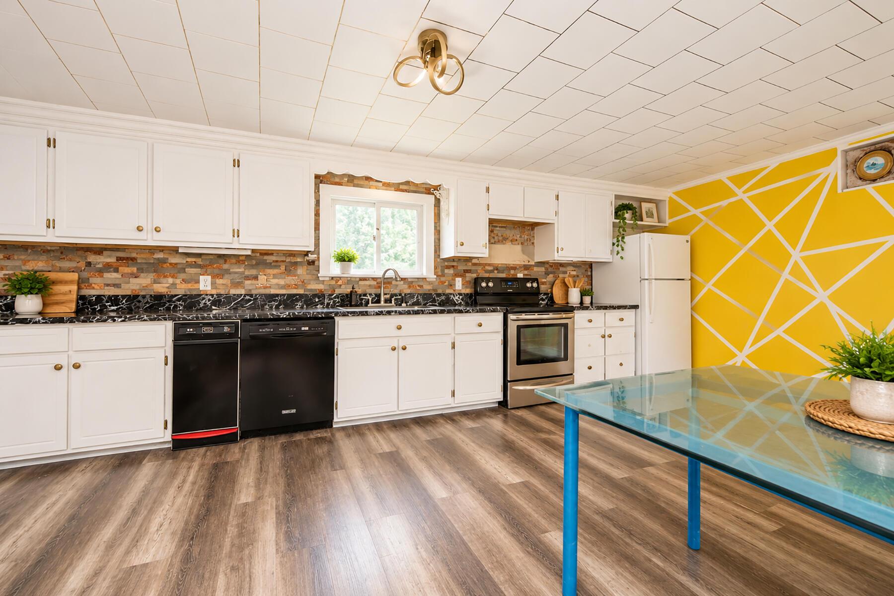  351 N Deer Isle Road - 物件實景