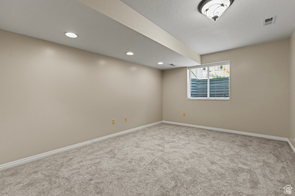 South Ogden, Utah, 84403, United States, 4 Bedrooms Bedrooms, ,3 BathroomsBathrooms,Residential,For Sale,1933681