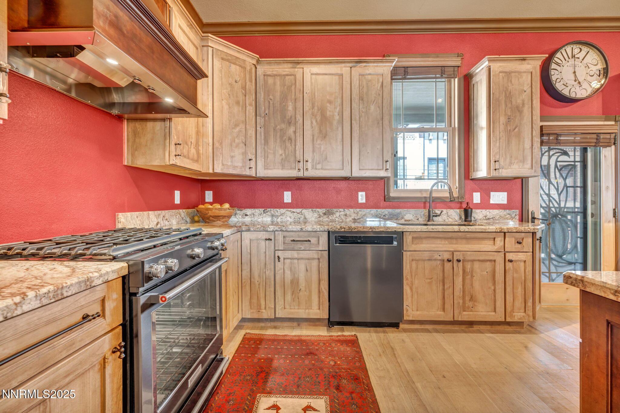 Virginia City, Nevada, 89440, United States, 3 Bedrooms Bedrooms, ,3 BathroomsBathrooms,Residential,For Sale,1848637