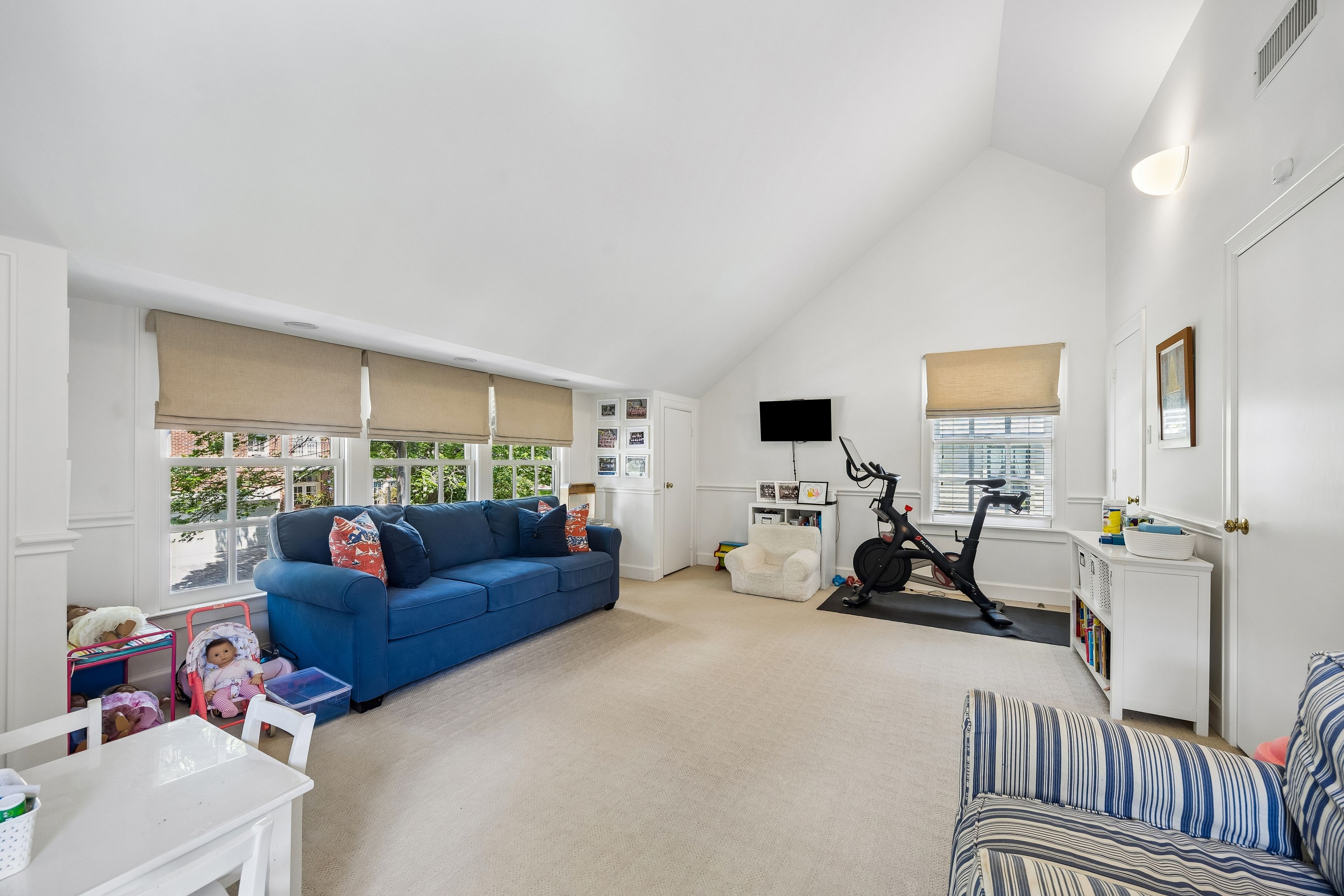  2245 Stanmore Drive - 物件實景