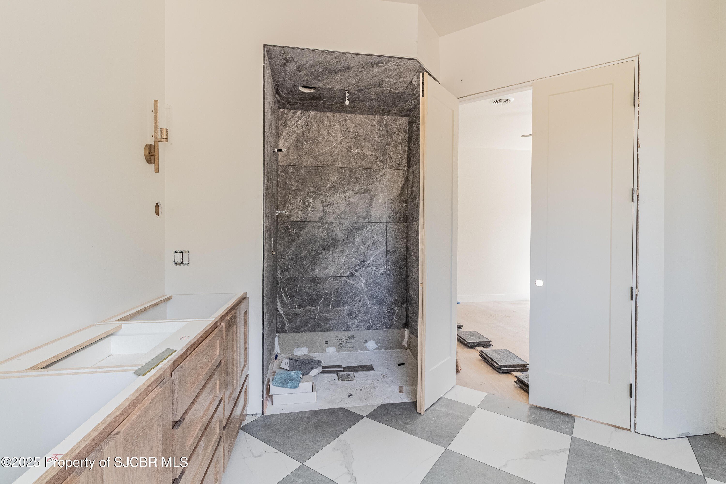 Farmington, New Mexico, 87402, United States, 4 Bedrooms Bedrooms, ,3 BathroomsBathrooms,Residential,For Sale,1902752