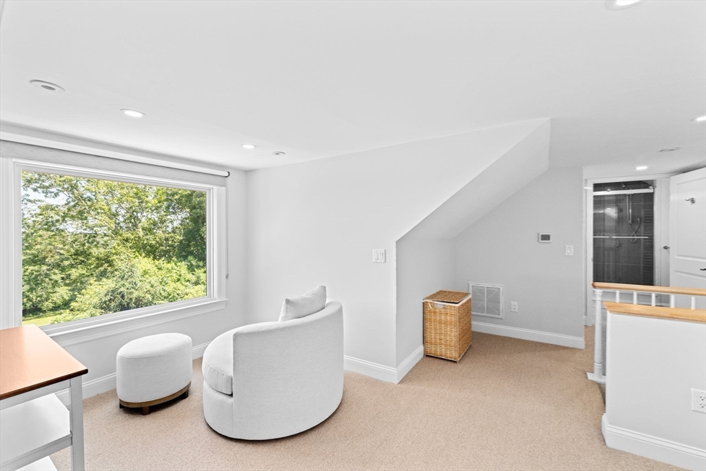 Duxbury, Massachusetts, 02332, United States, 5 Bedrooms Bedrooms, ,4 BathroomsBathrooms,Residential,For Sale,1876527