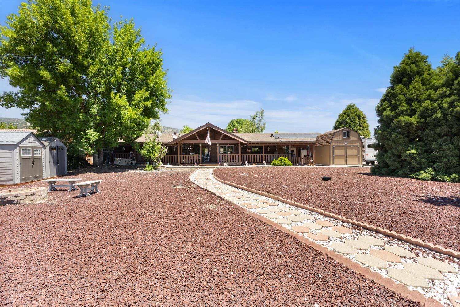 Tehachapi, California, 93561, United States, 3 Bedrooms Bedrooms, ,2 BathroomsBathrooms,Residential,For Sale,2049487