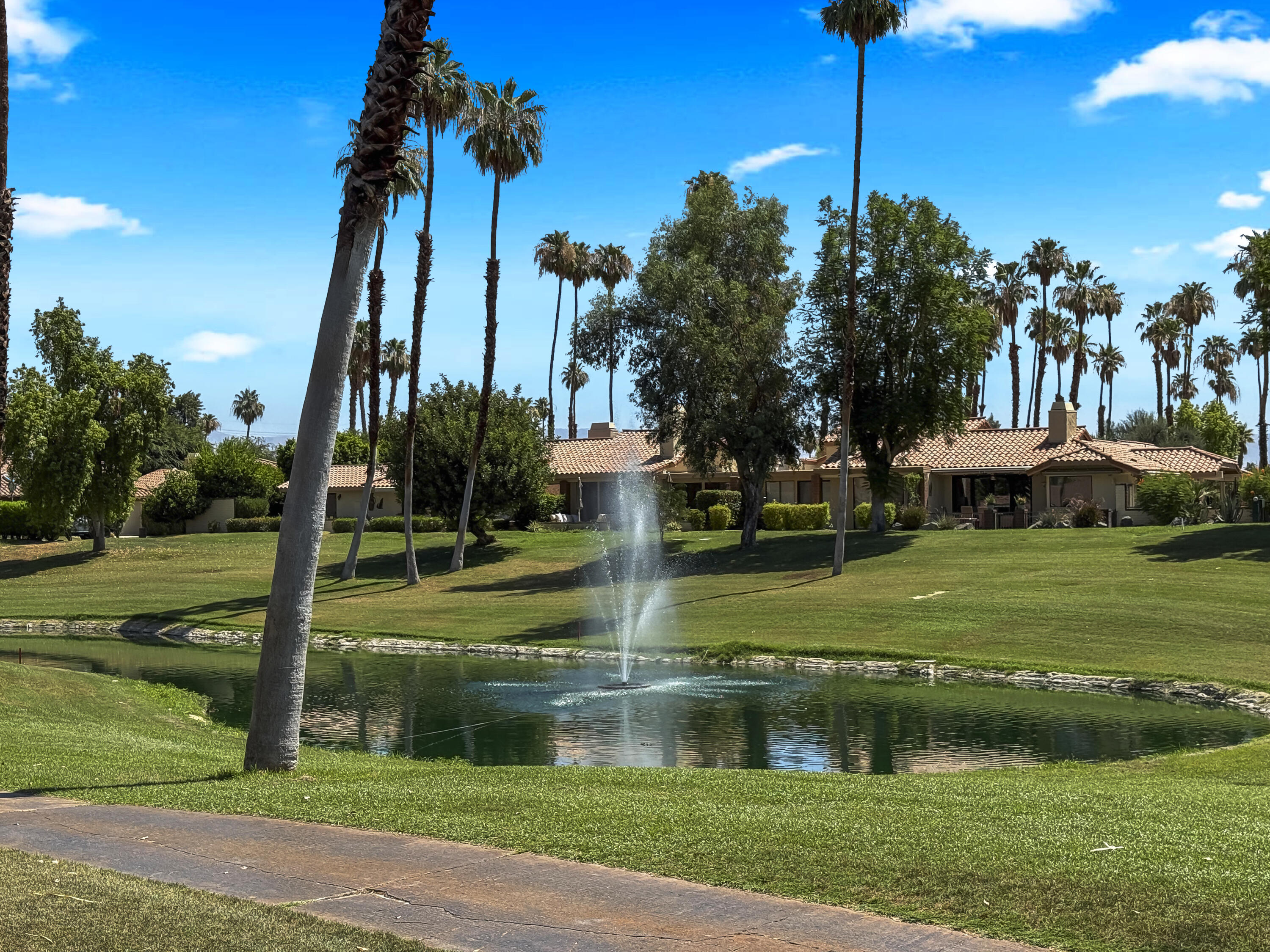 Palm Desert, California, 92260, United States, 2 Bedrooms Bedrooms, ,2 BathroomsBathrooms,Residential,For Sale,1865195