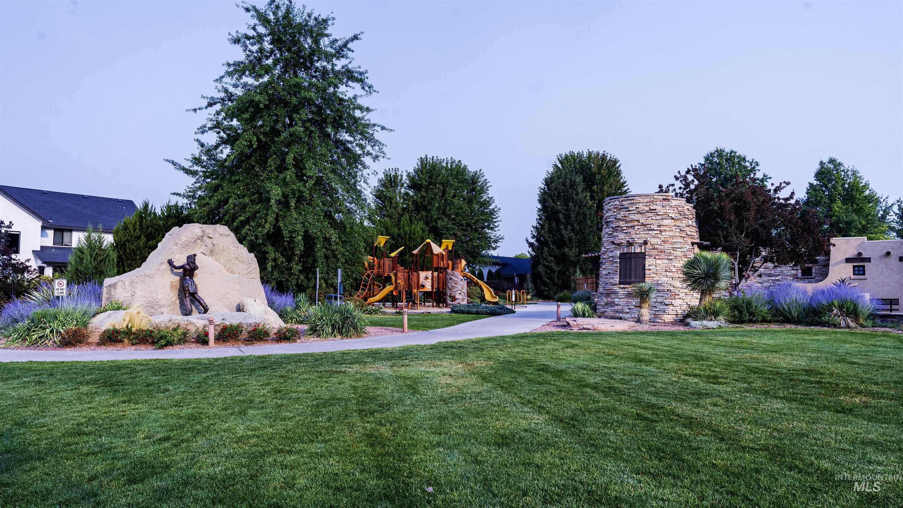 5854 N Rosa Springs Ave., Meridian, Idaho, 83646, United States, 4 Bedrooms Bedrooms, ,Residential,For Sale,5854 N Rosa Springs Ave.,1625411