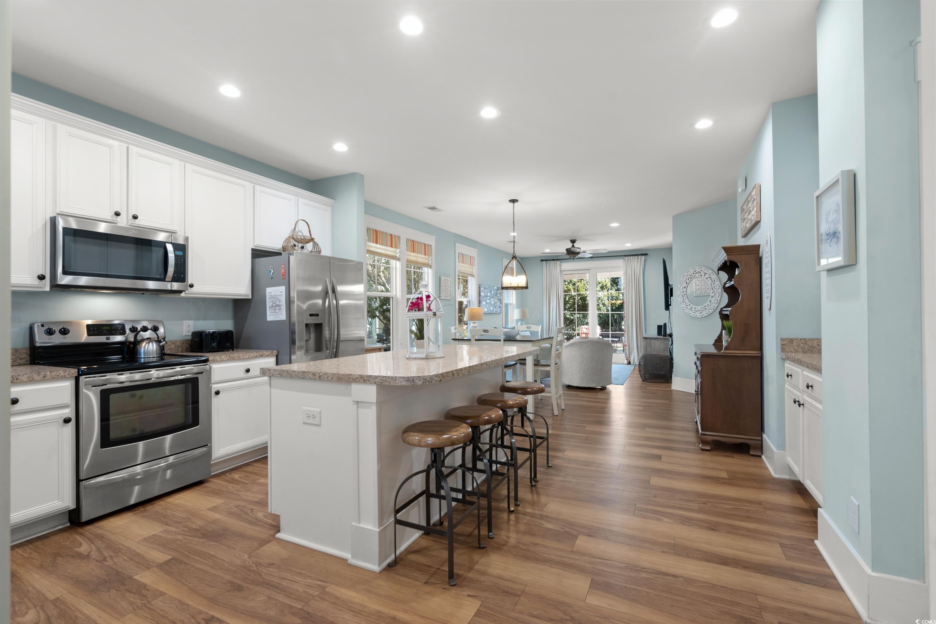 North Myrtle Beach, South Carolina, 29582, United States, 3 Bedrooms Bedrooms, ,2 BathroomsBathrooms,Residential,For Sale,1984595