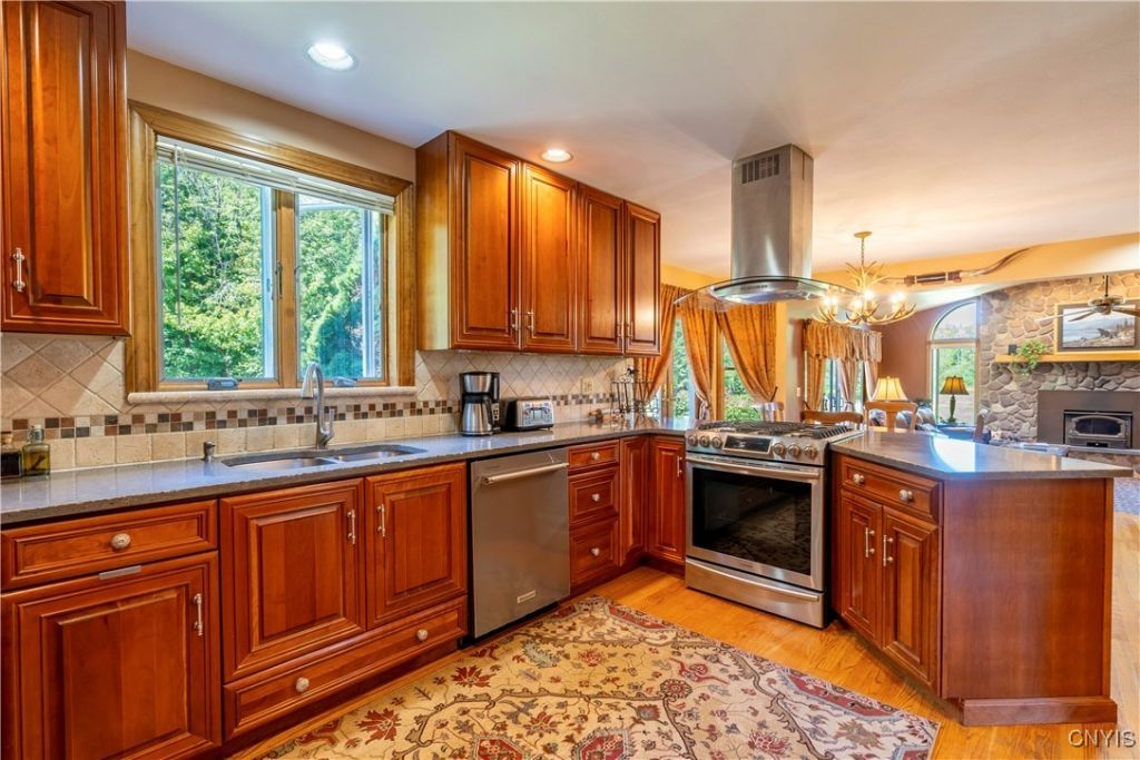 West Monroe, New York, 13167, United States, 4 Bedrooms Bedrooms, ,3 BathroomsBathrooms,Residential,For Sale,1939153