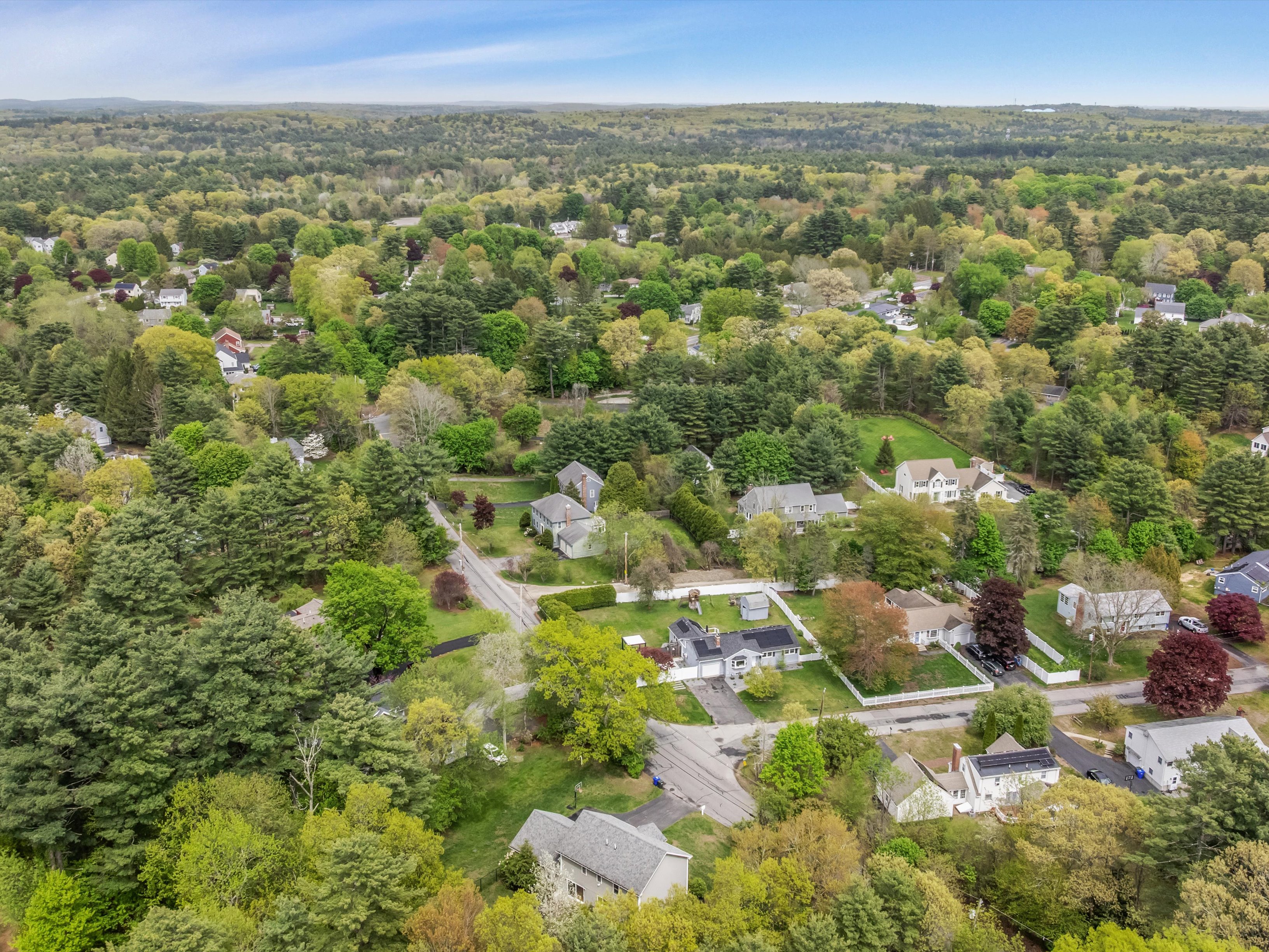  14 Spring Street, Hopkinton, MA 01748 - 物件實景