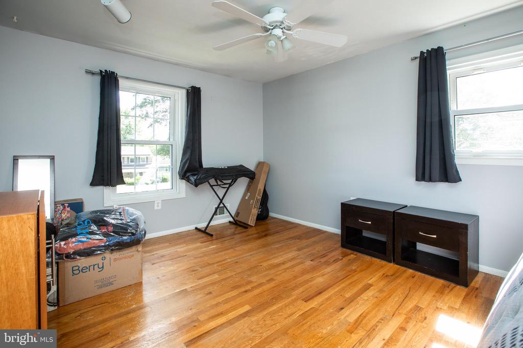 Hightstown, New Jersey, 08520, United States, 5 Bedrooms Bedrooms, ,4 BathroomsBathrooms,Residential,For Sale,1928581