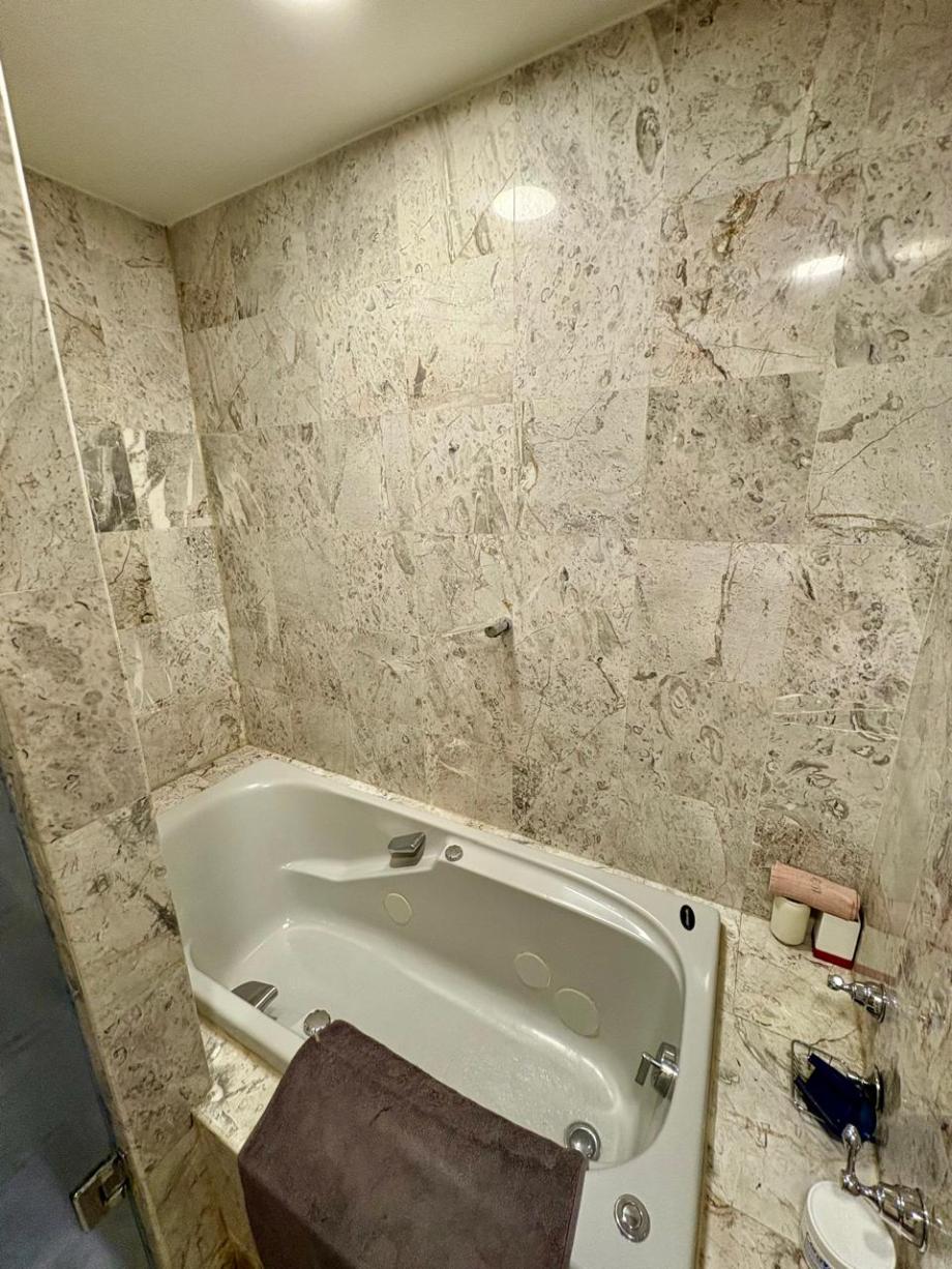Cerrada de Tecamachalco, Miguel Hidalgo, Ciudad de México, 11650, Mexico, 3 Bedrooms Bedrooms, ,3 BathroomsBathrooms,Residential,For Sale,Cerrada de Tecamachalco,1444611