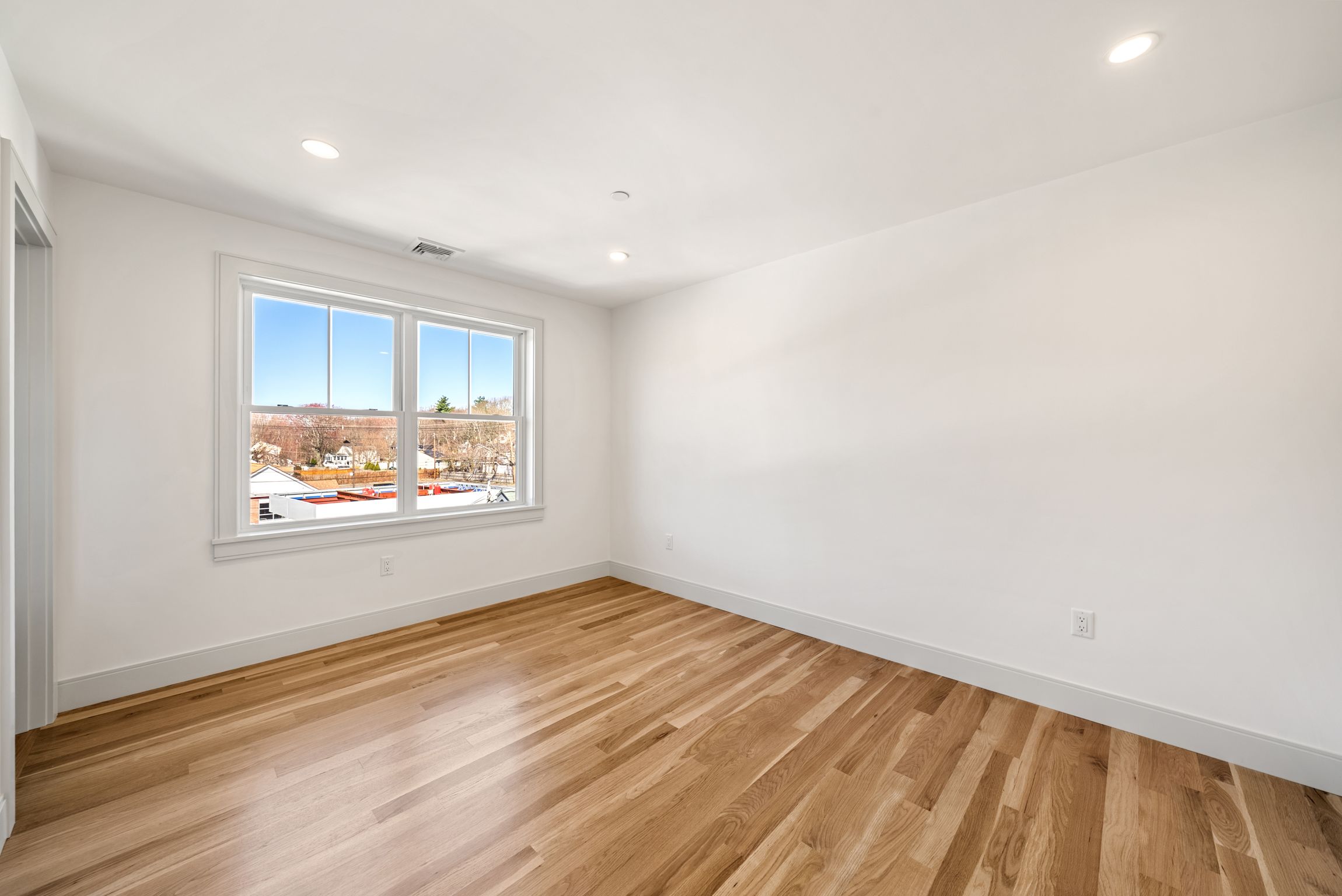  6-8 South, Stoneham, MA, 02180 - 物件實景