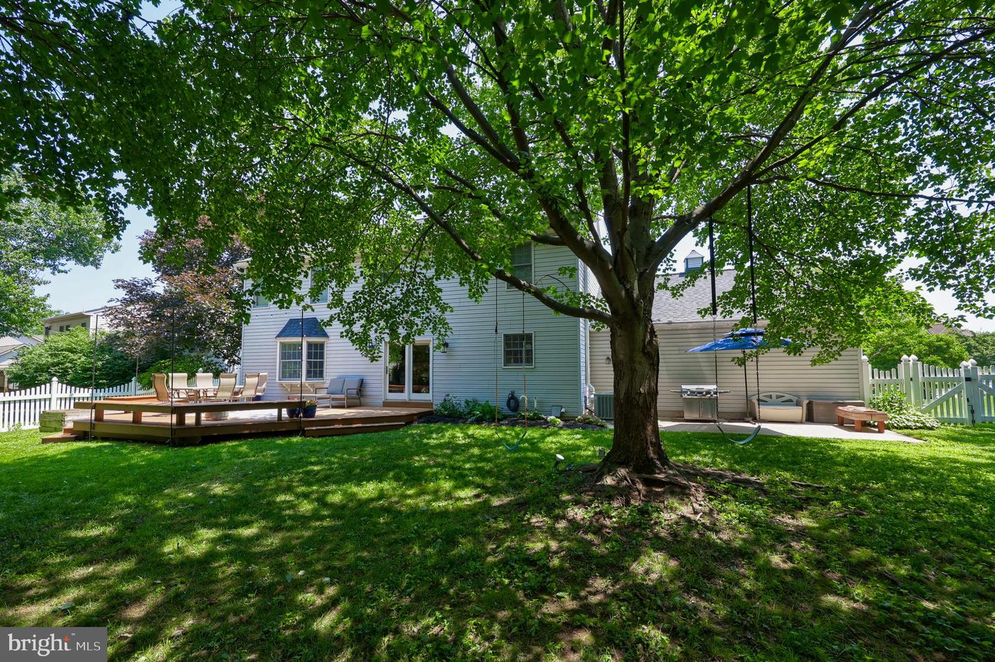 Lancaster, Pennsylvania, 17603, United States, 3 Bedrooms Bedrooms, ,3 BathroomsBathrooms,Residential,For Sale,1964719