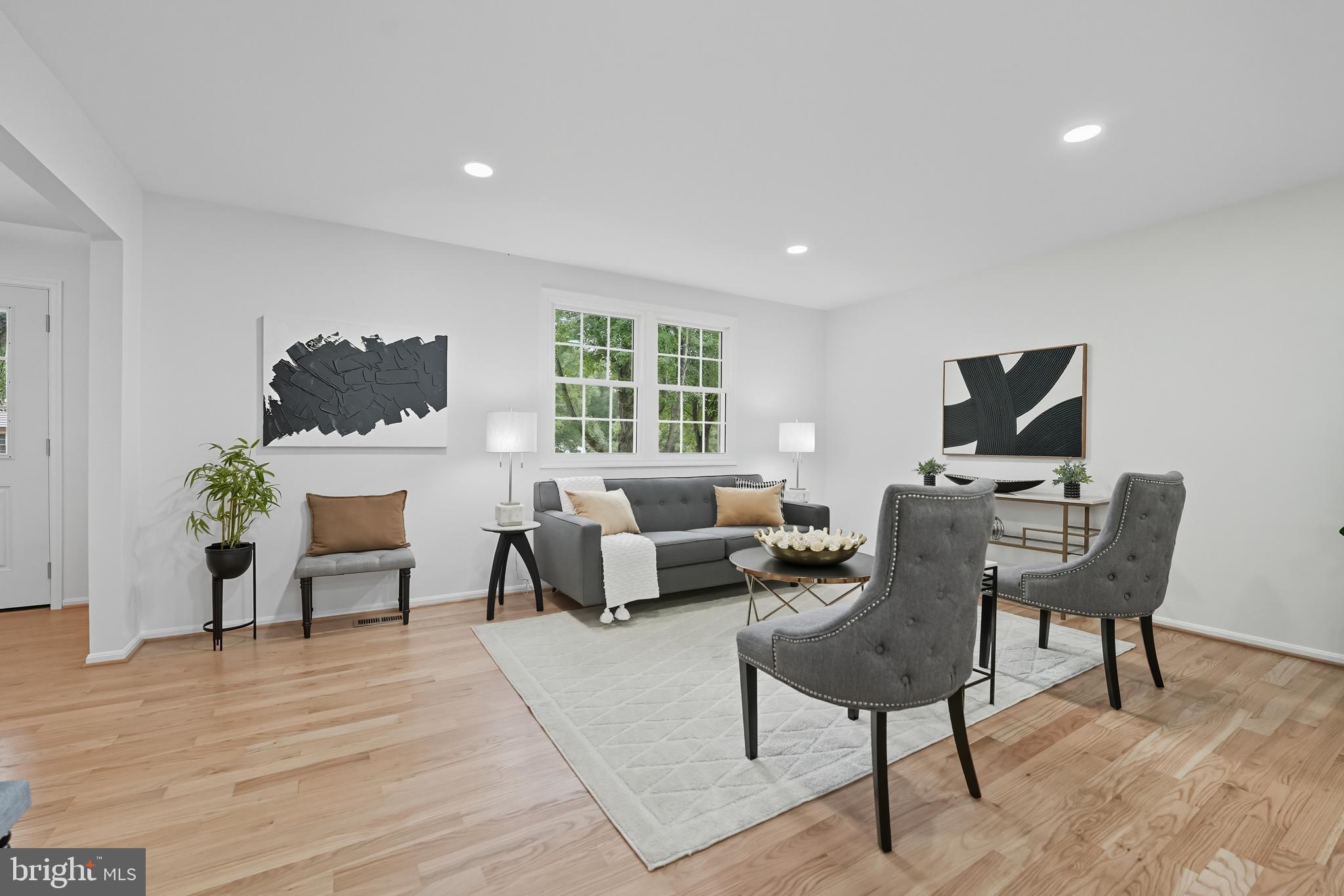 Fairfax, Virginia, 22032, United States, 4 Bedrooms Bedrooms, ,3 BathroomsBathrooms,Residential,For Sale,1984417