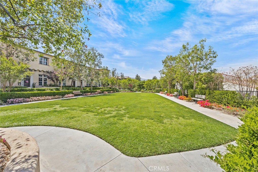 Corona, California, 92883, United States, 2 Bedrooms Bedrooms, ,3 BathroomsBathrooms,Residential,For Sale,1921821