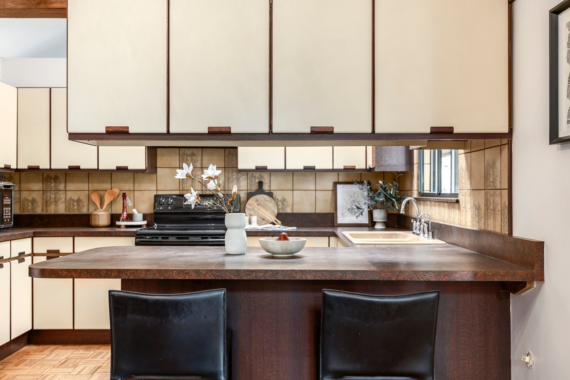  Mid-Century Modern Living in Emigration Canyon - 物件實景