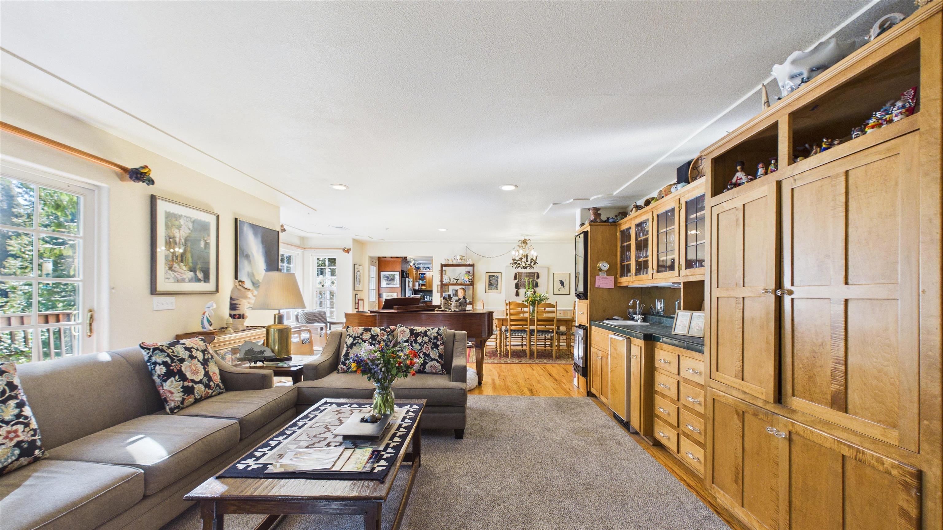 Twain Harte, California, 95383, United States, 9 Bedrooms Bedrooms, ,10 BathroomsBathrooms,Residential,For Sale,2017771