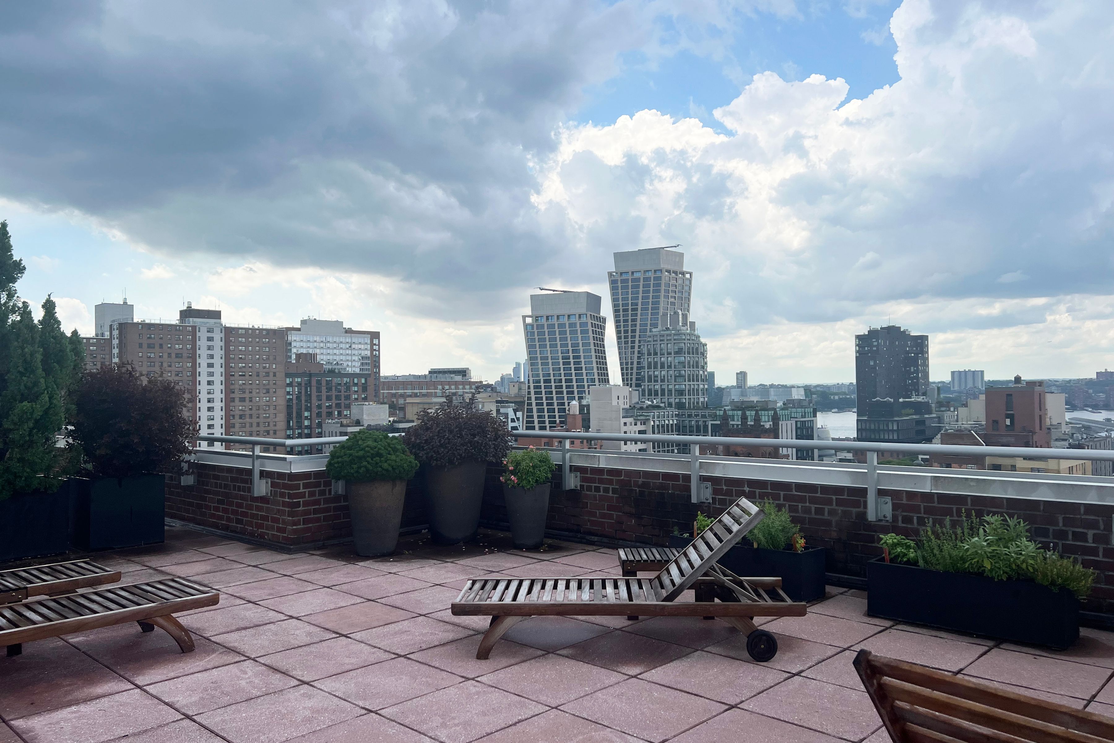  Mint Bright Elegant 2 Bed/1 Bath with W/D - 物件實景
