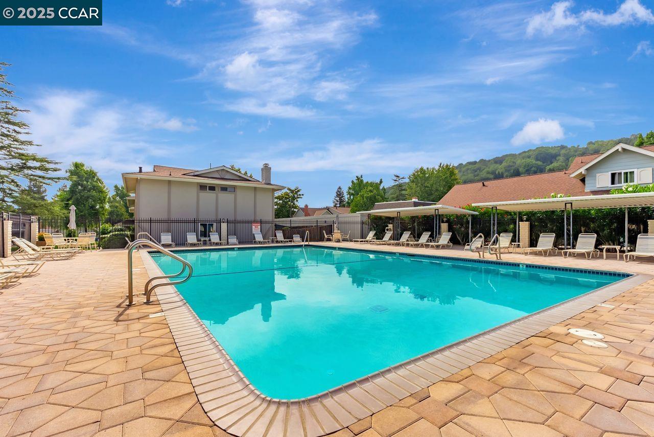 Moraga, California, 94556, United States, 2 Bedrooms Bedrooms, ,1 BathroomBathrooms,Residential,For Sale,1994514