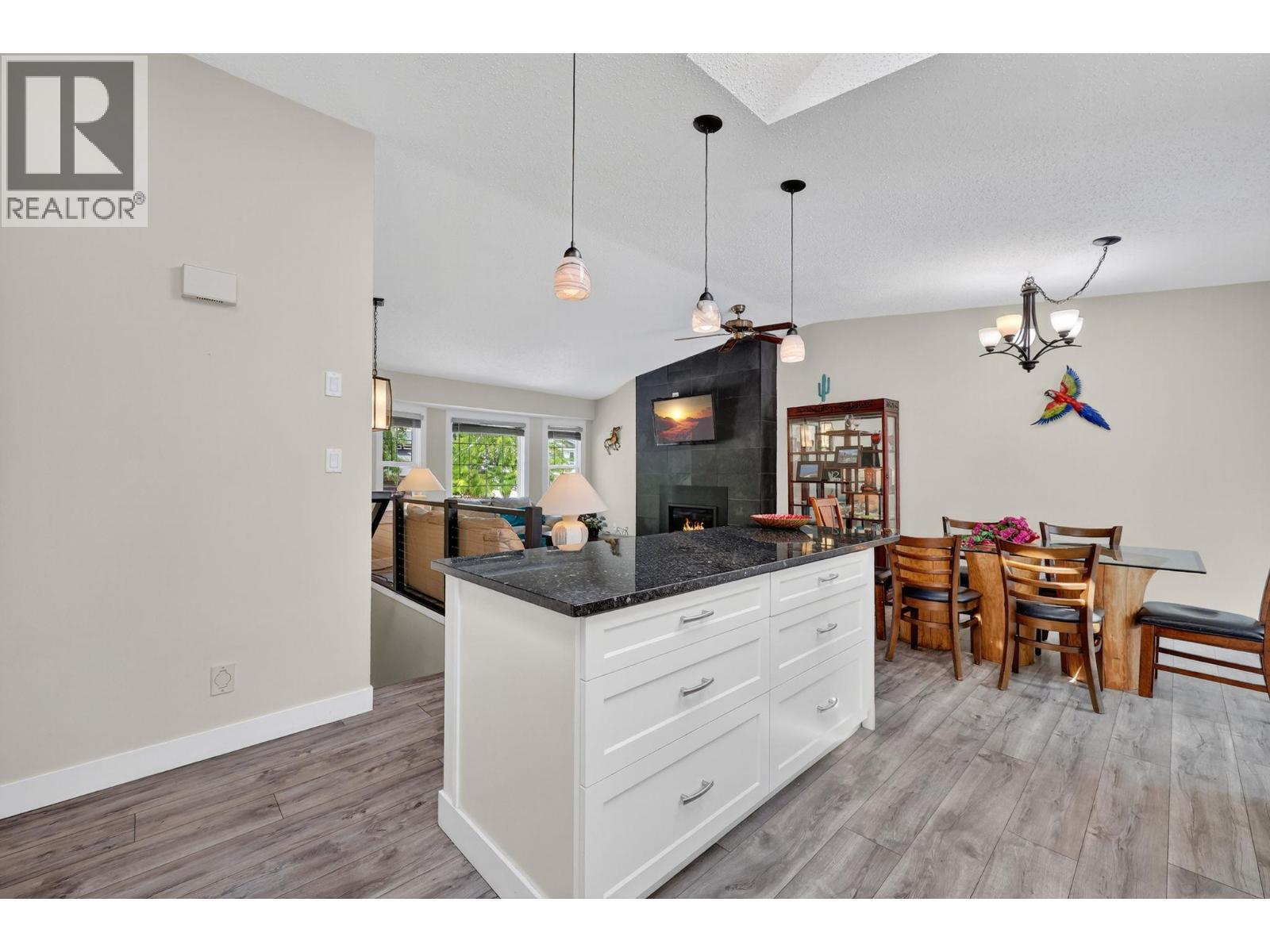 PENTICTON, British Columbia, V2A 7E7, CA, 4 Bedrooms Bedrooms, ,3 BathroomsBathrooms,Residential,For Sale,1947241