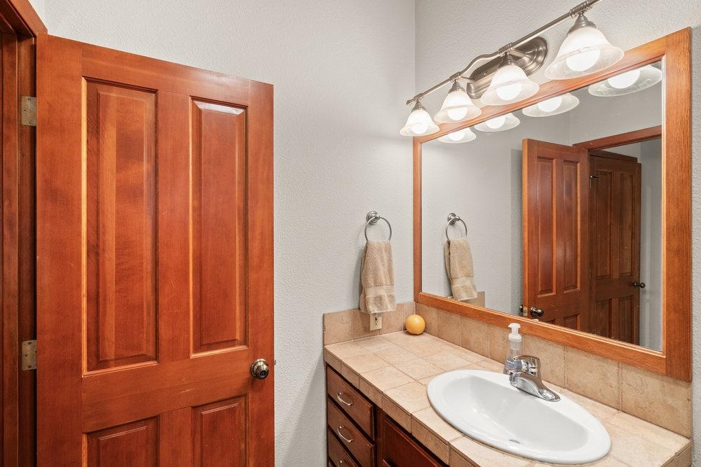 Portola, California, 96122, United States, 3 Bedrooms Bedrooms, ,3 BathroomsBathrooms,Residential,For Sale,1907410