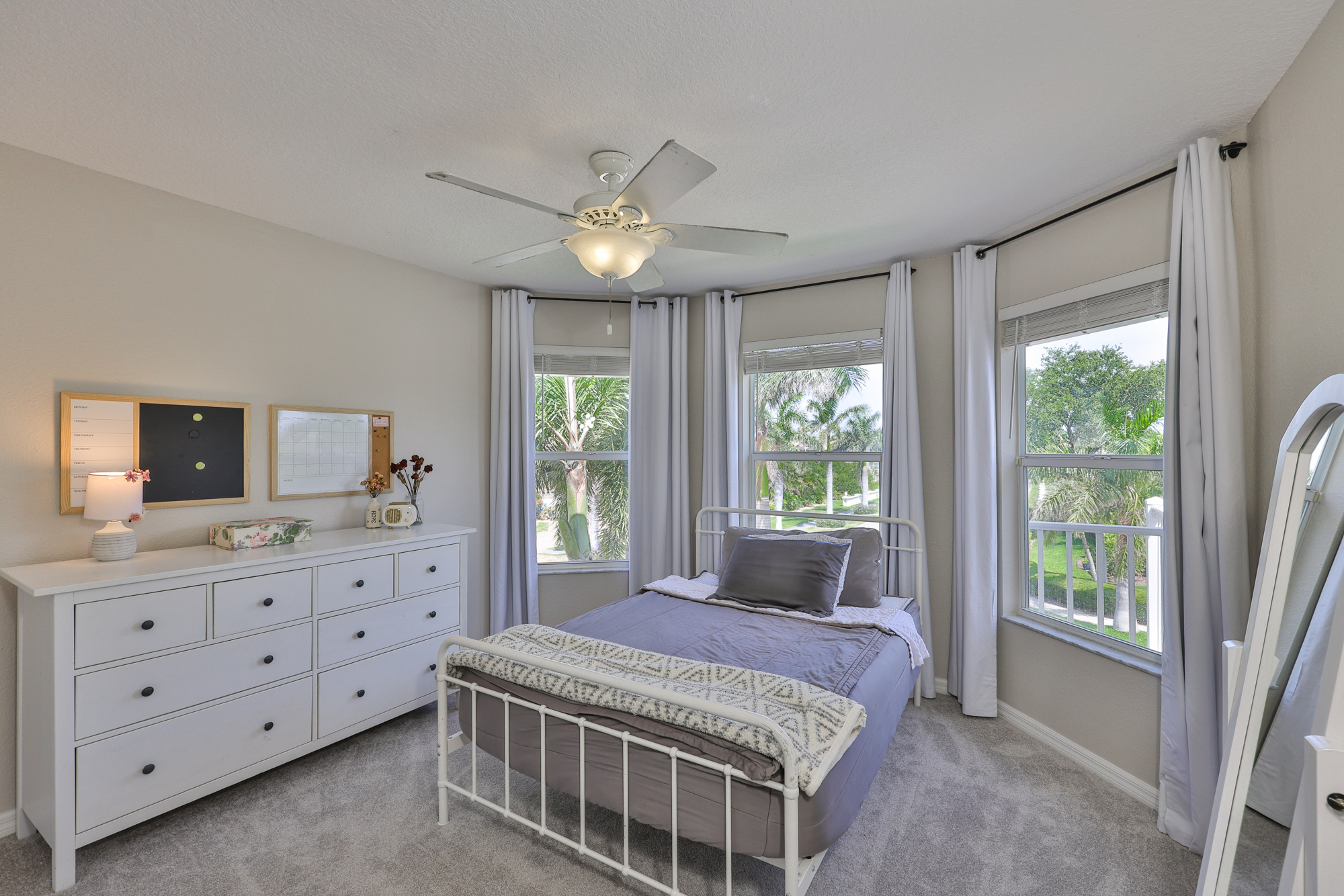 Apollo Beach, Florida, 33572, United States, 4 Bedrooms Bedrooms, ,3 BathroomsBathrooms,Residential,For Sale,1845807