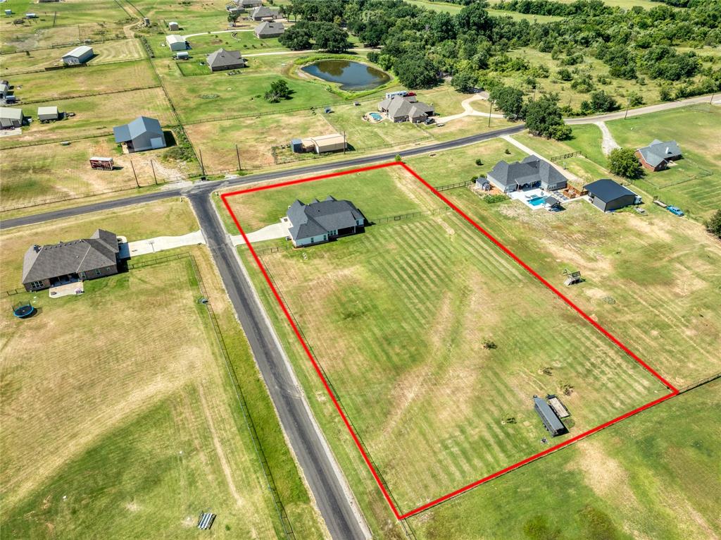 Weatherford, Texas, 76085, United States, 4 Bedrooms Bedrooms, ,2 BathroomsBathrooms,Residential,For Sale,1904359