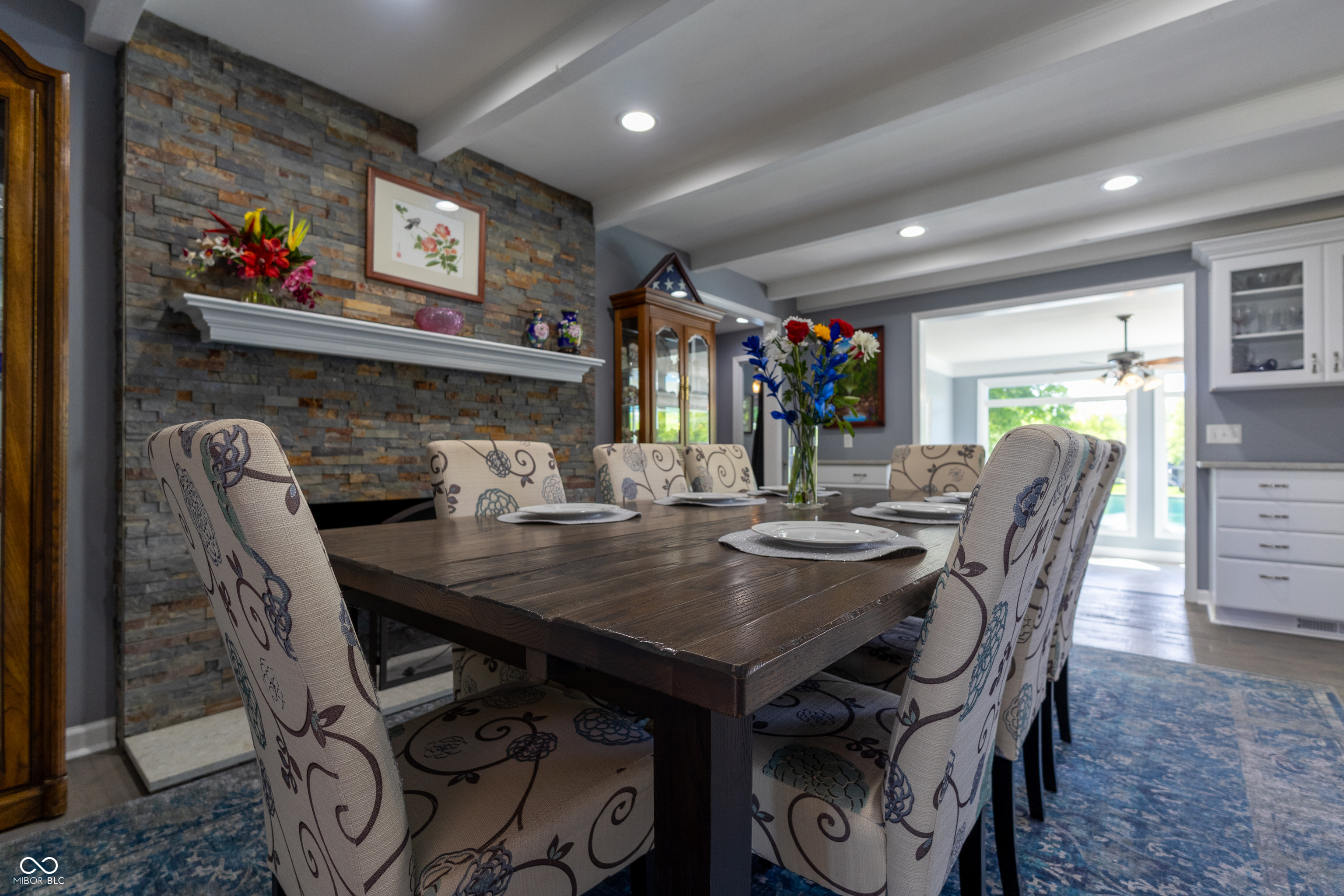 Columbus, Indiana, 47203, United States, 5 Bedrooms Bedrooms, ,6 BathroomsBathrooms,Residential,For Sale,1975671