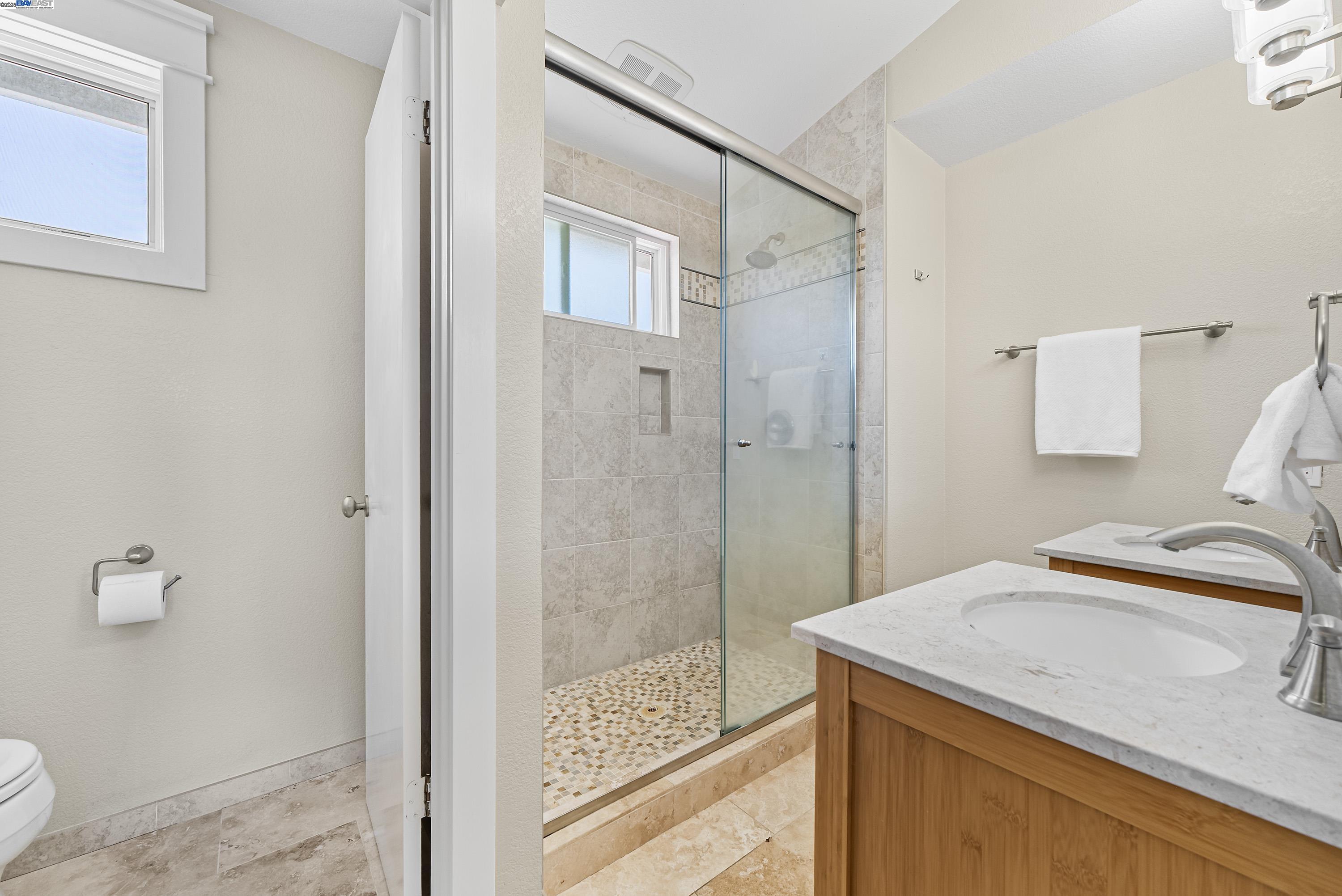 Pleasanton, California, 94566, United States, 4 Bedrooms Bedrooms, ,3 BathroomsBathrooms,Residential,For Sale,1940349