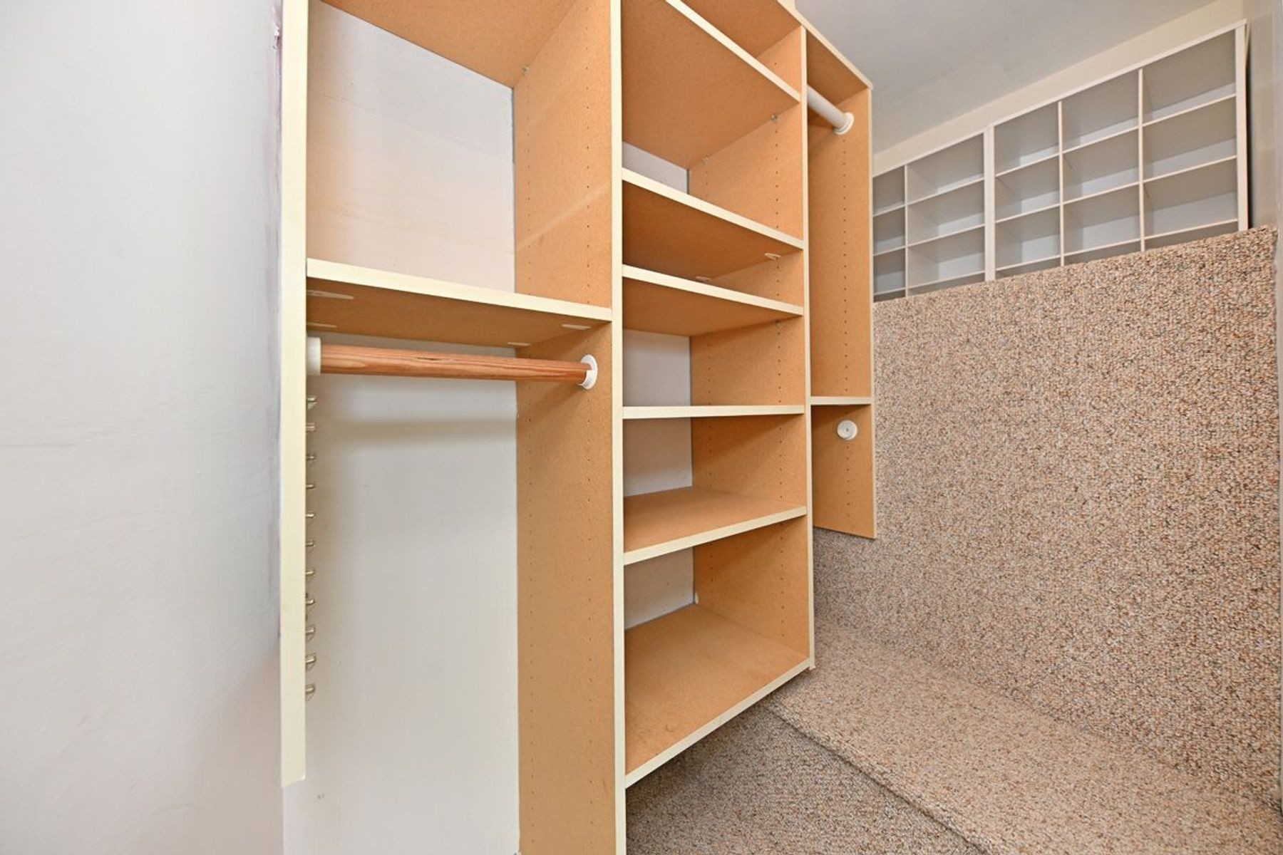  211 Lakeview Drive, Ridgewood, NJ 07450 - 物件實景