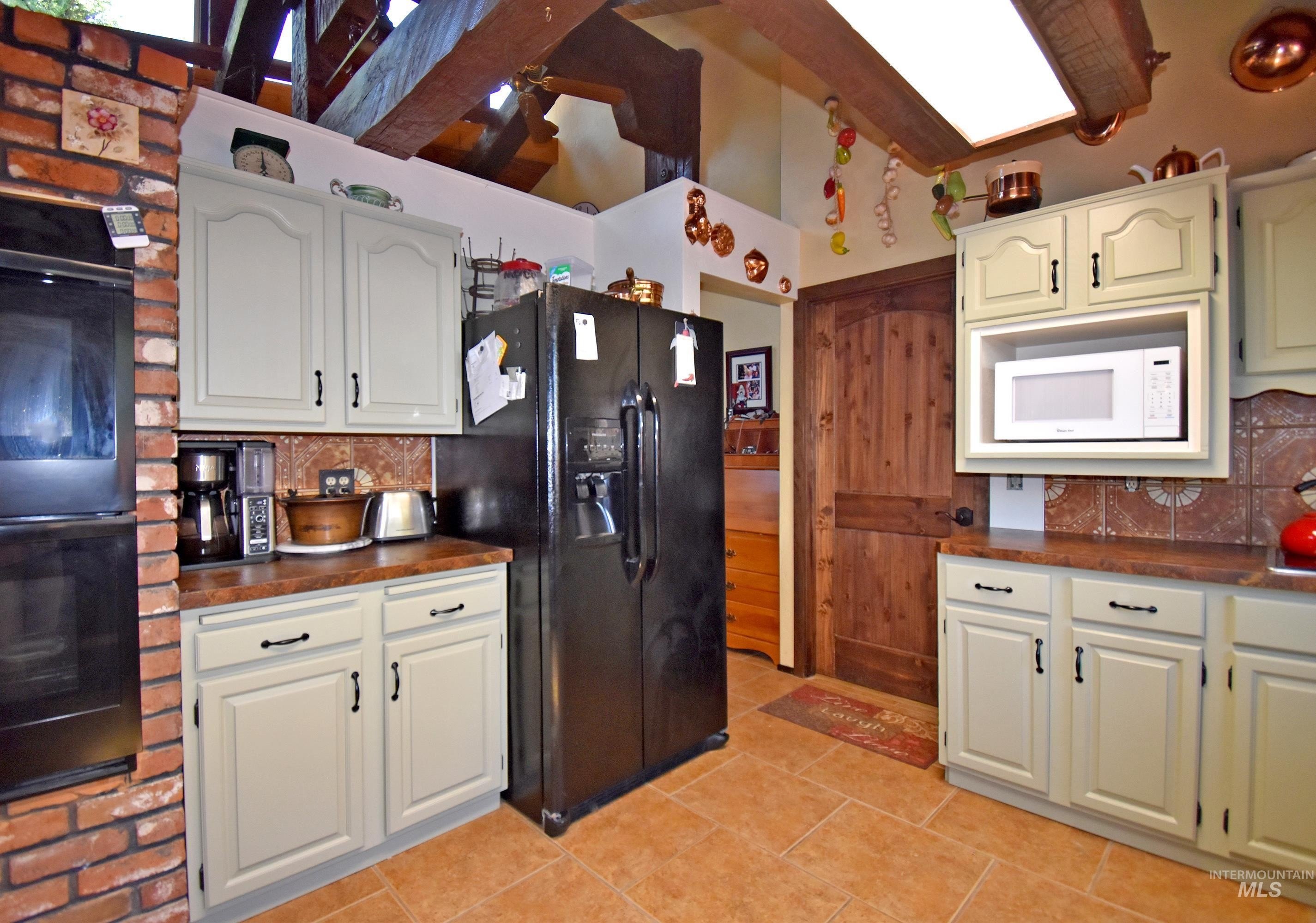 Clarkston, Washington, 99403, United States, 3 Bedrooms Bedrooms, ,2 BathroomsBathrooms,Residential,For Sale,1922851