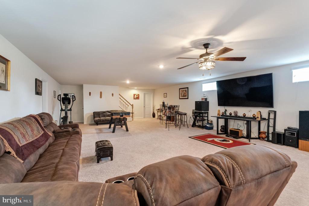 Spotsylvania, Virginia, 22551, United States, 3 Bedrooms Bedrooms, ,4 BathroomsBathrooms,Residential,For Sale,1869510