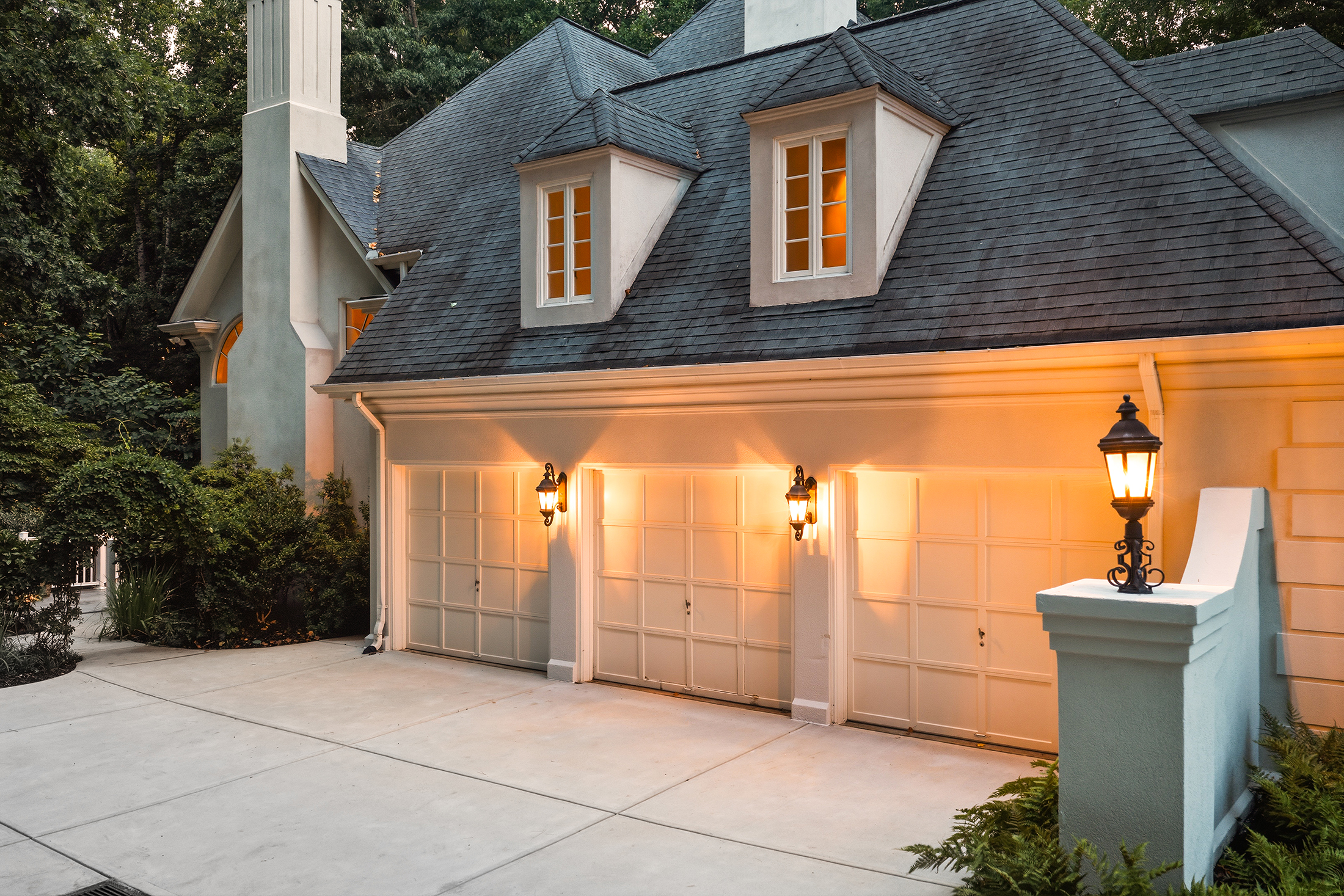  Irreplaceable Estate in One of Atlanta