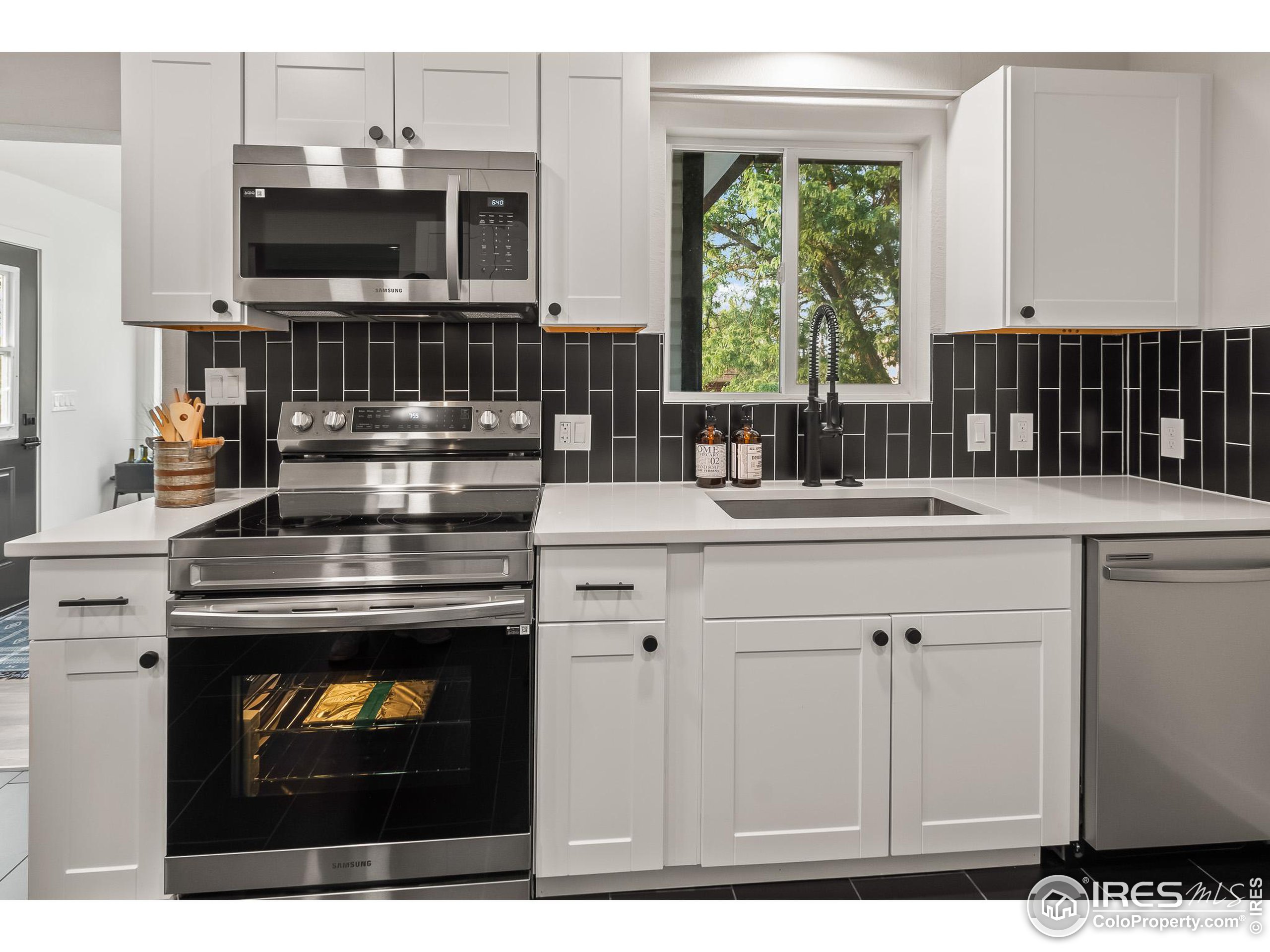 4 Pratt Pl, Longmont, Colorado, 80501, United States, 4 Bedrooms Bedrooms, ,1 BathroomBathrooms,Residential,For Sale,4 Pratt Pl,1638462