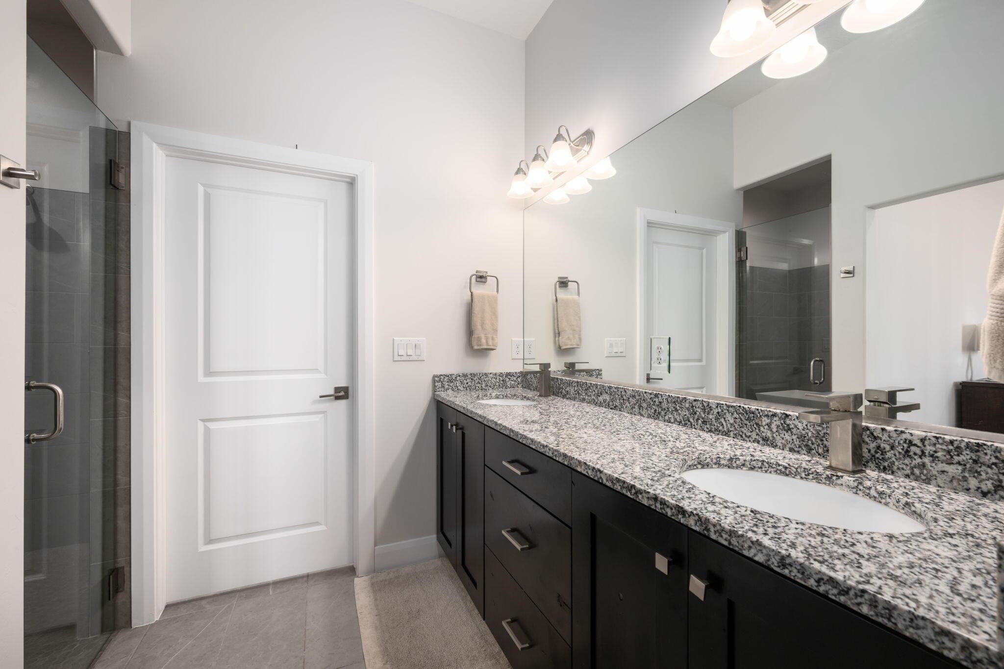 Washington, Utah, 84780, United States, 4 Bedrooms Bedrooms, ,2 BathroomsBathrooms,Residential,For Sale,2008144